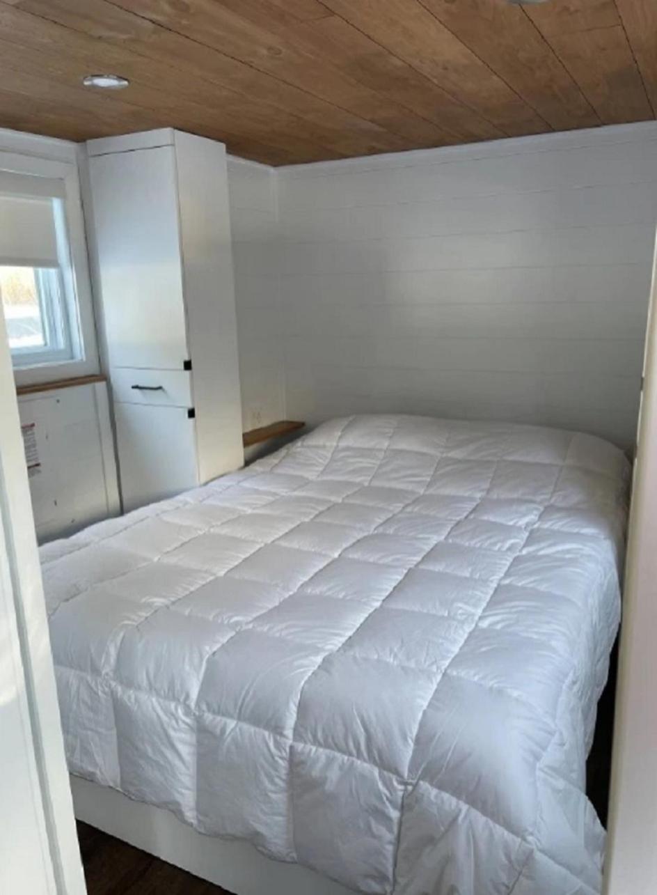 Mobile Home - Photo 7