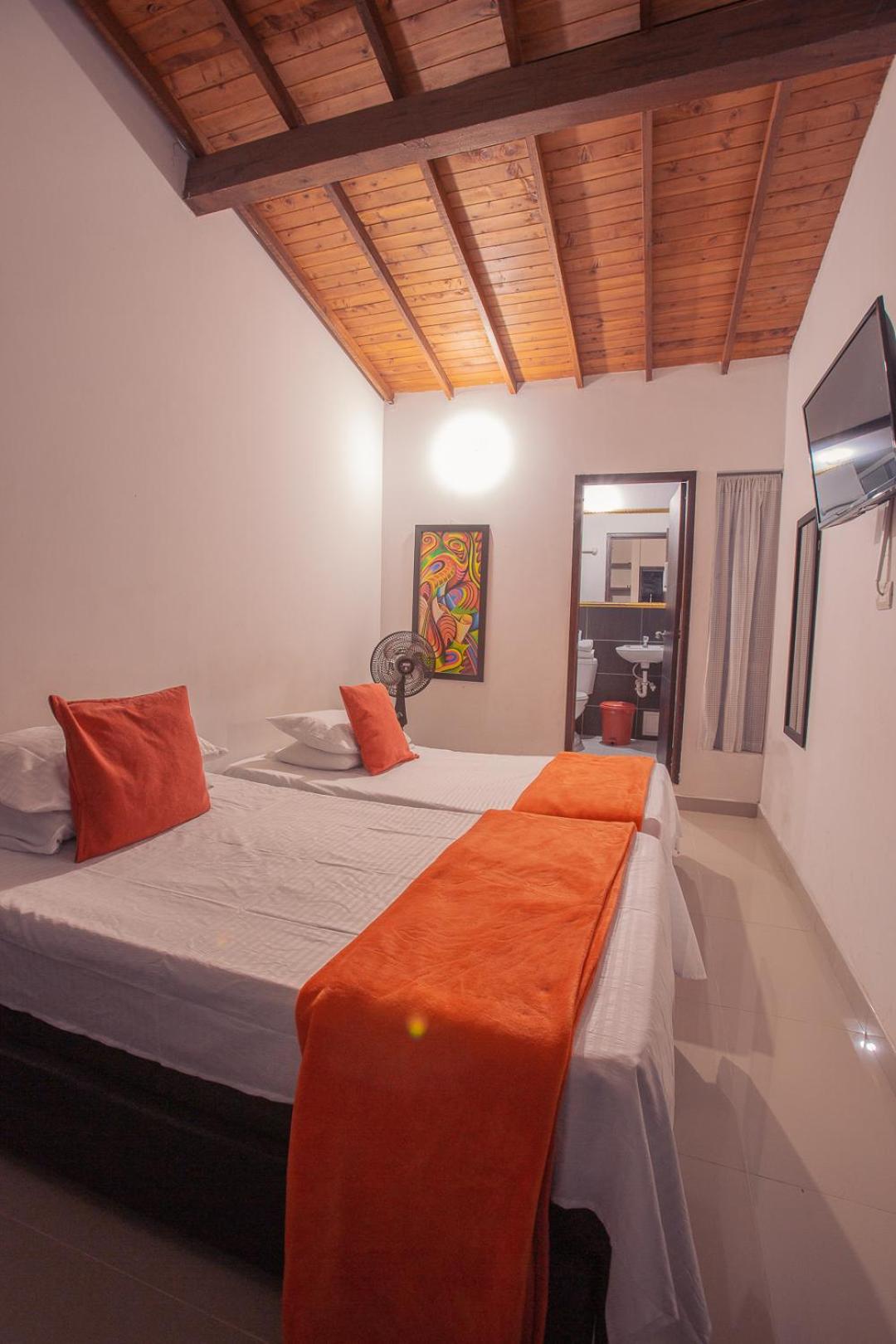 Twin Room with Bathroom