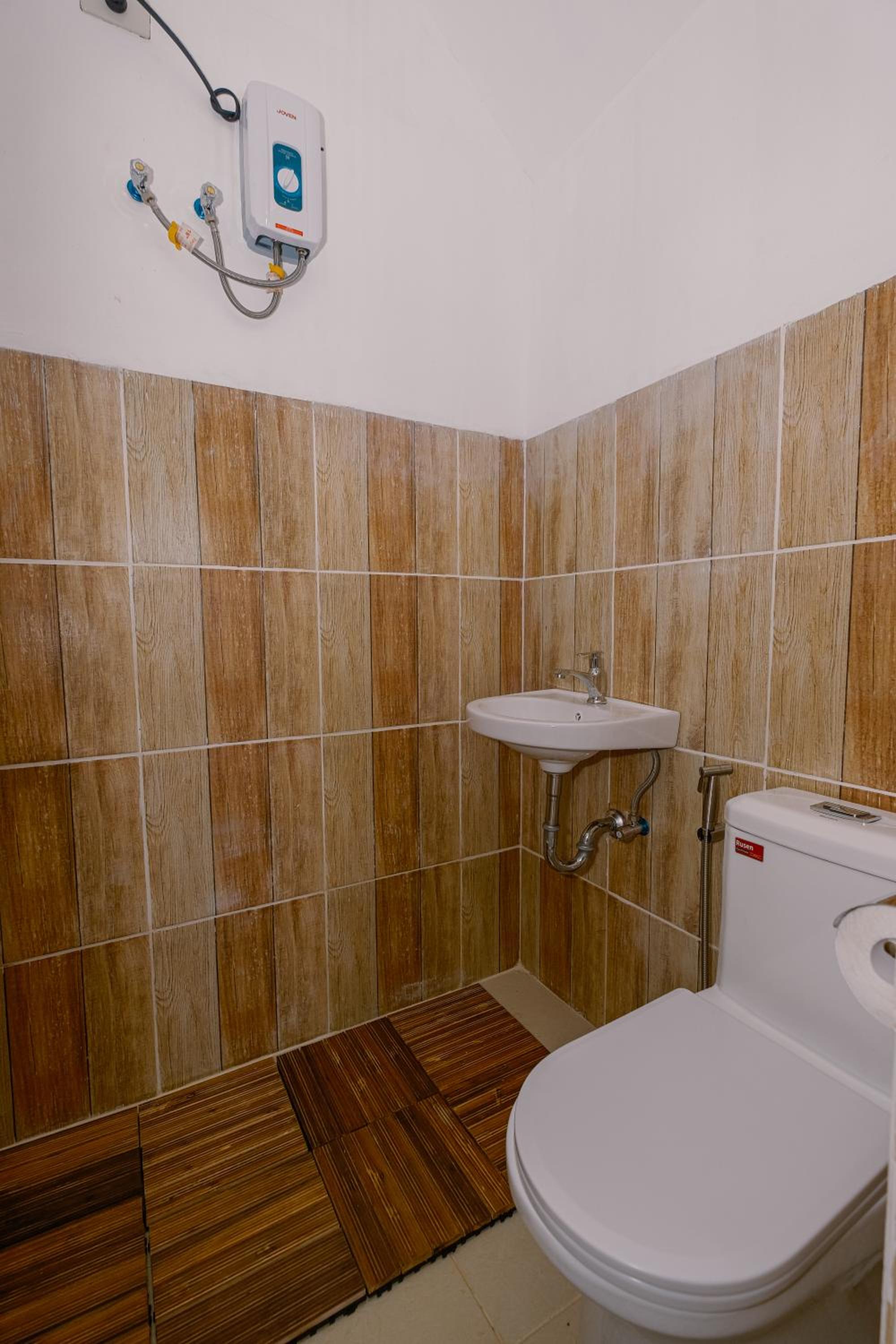 Standard Bungalow - Photo 2