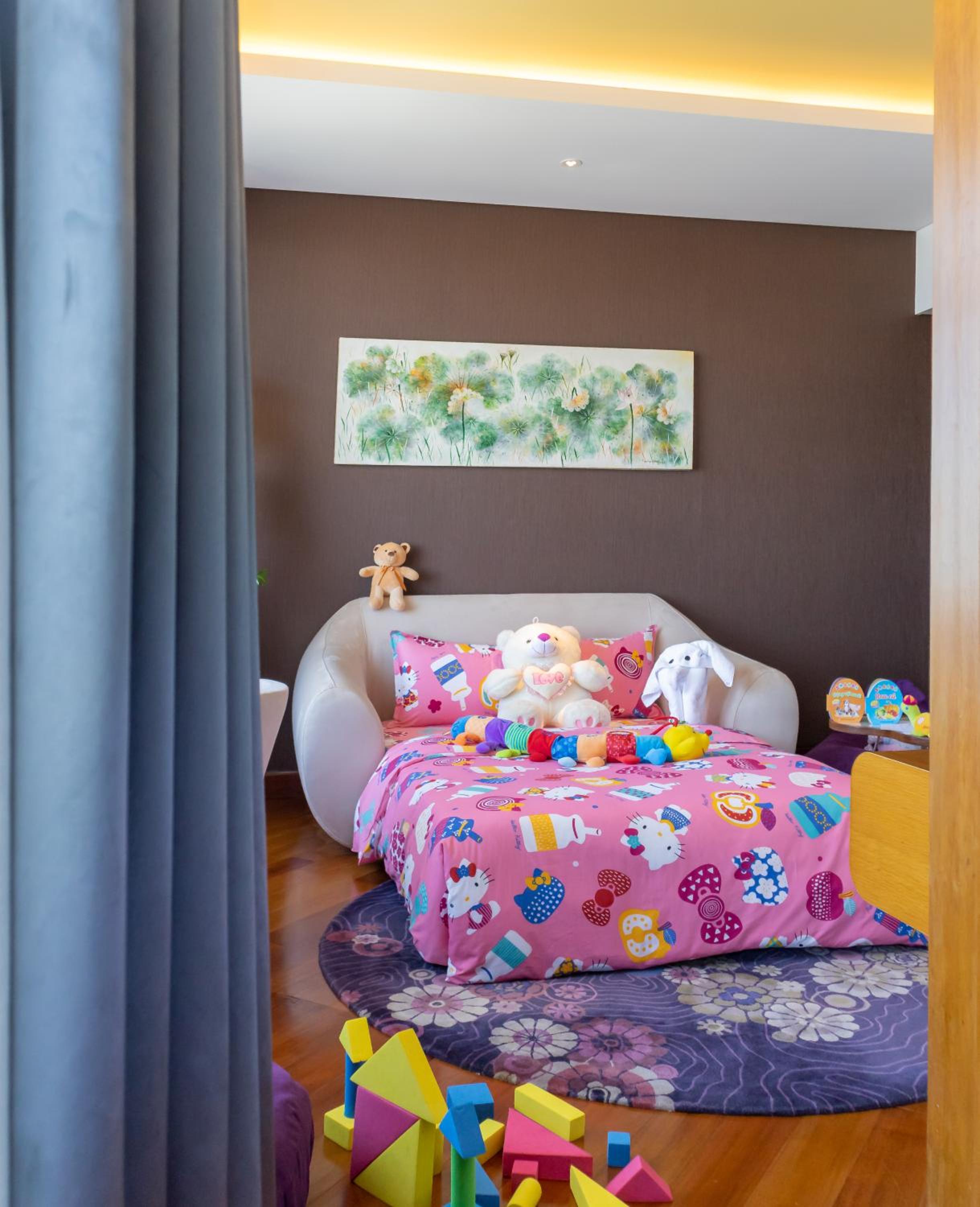 Executive Suite with River View - High floor with Executive Lounge access - Photo 1