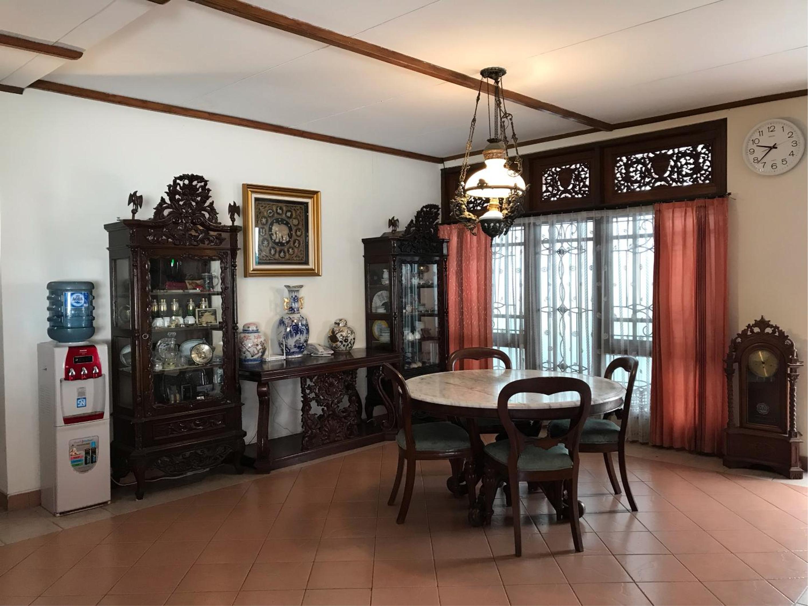 Double or Twin Room with Private Bathroom - Photo 8