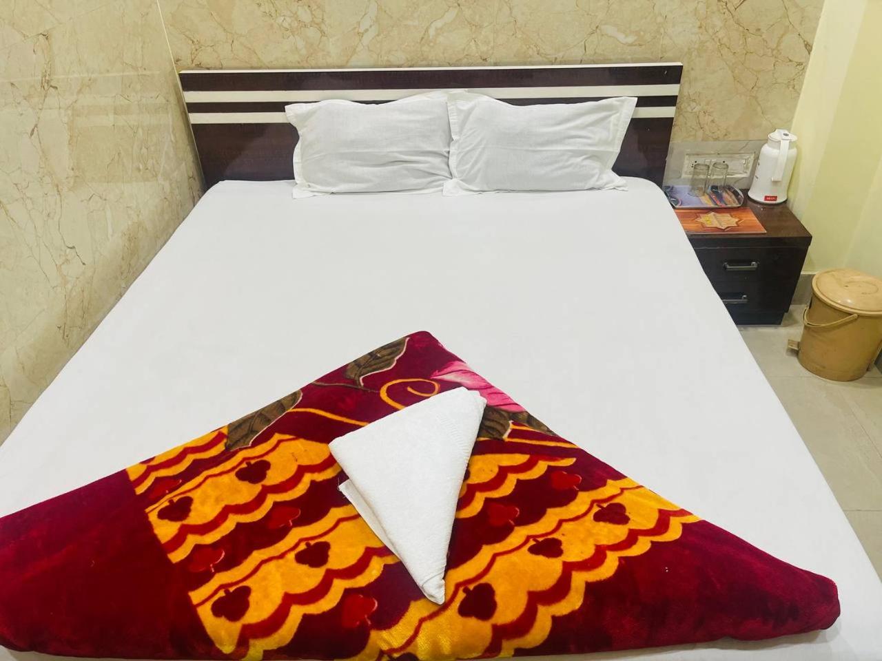 Deluxe Double Room - Photo 43