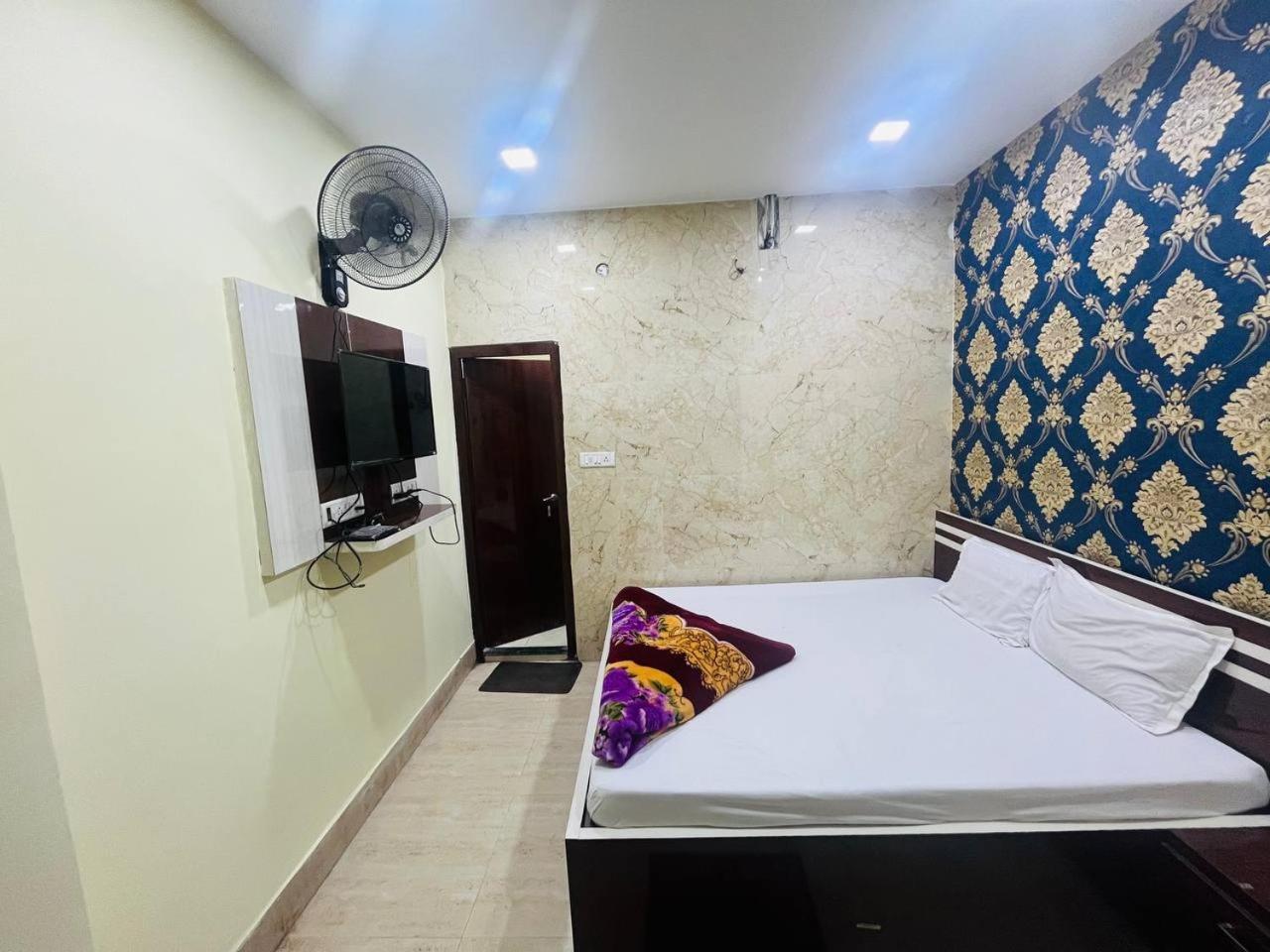 Deluxe Double Room - Photo 38