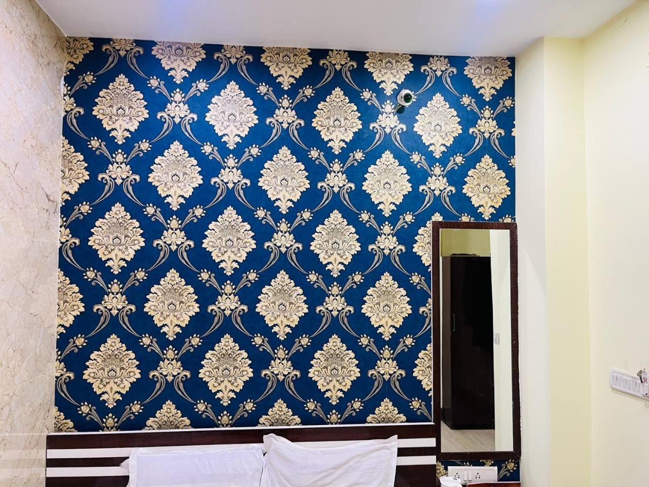 Deluxe Double Room - Photo 27
