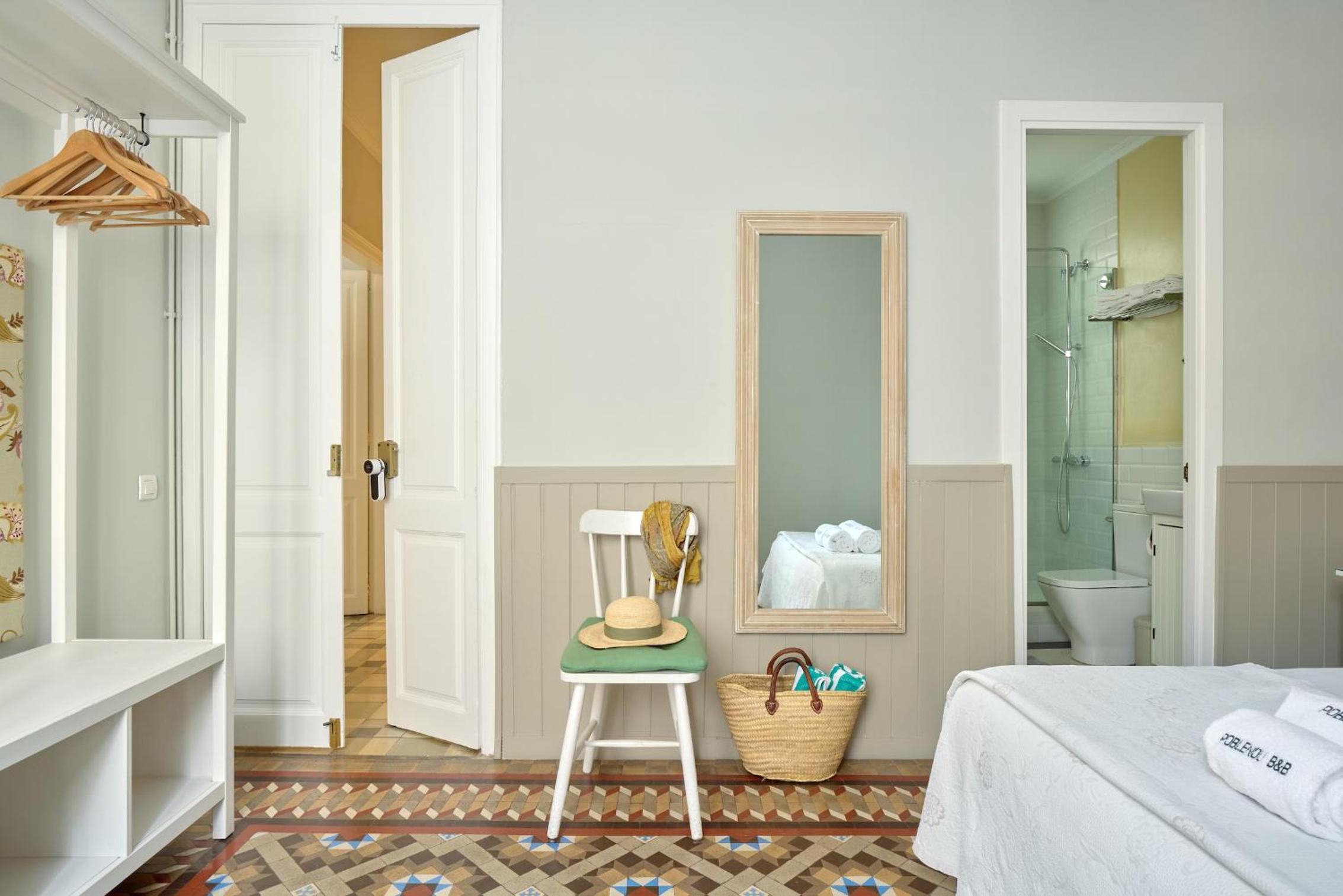 Double or Twin Room with Balcony photo 2