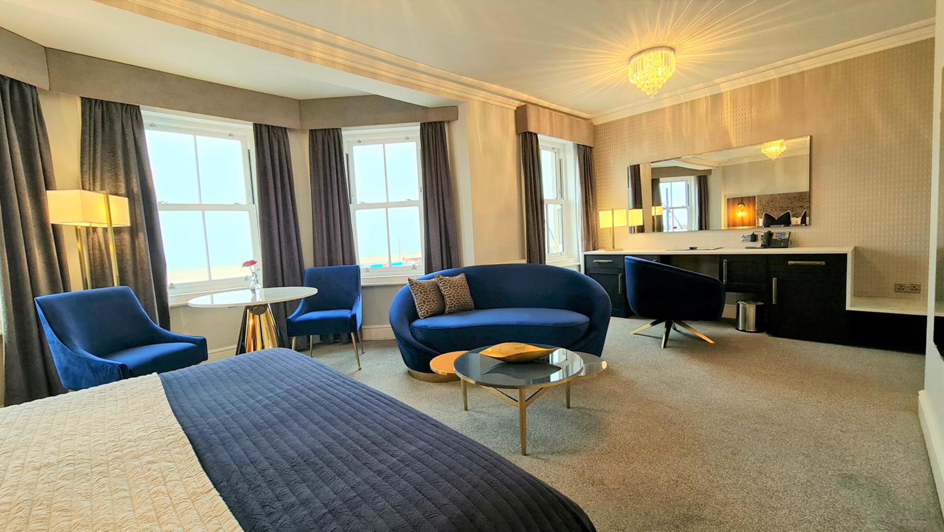Junior Suite with Sea View photo 3