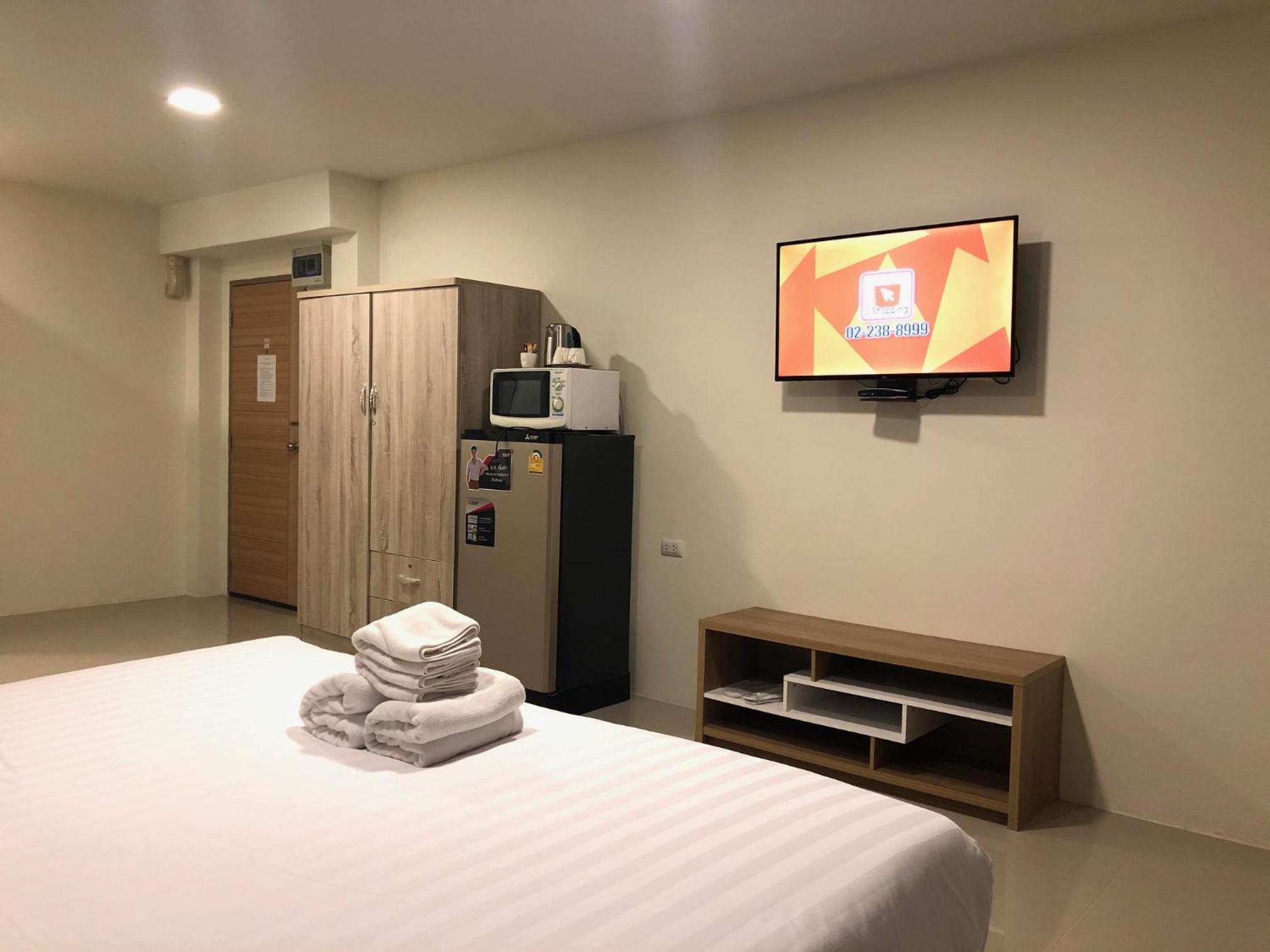 Standard Double Room - Photo 2