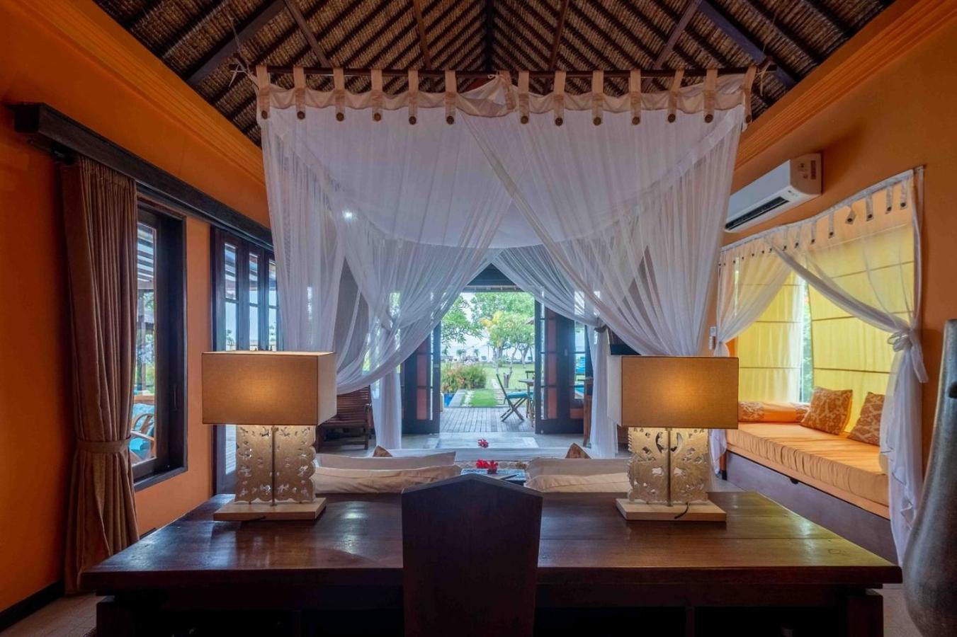 Jepun Oceanfront Villa #2 - Photo 10