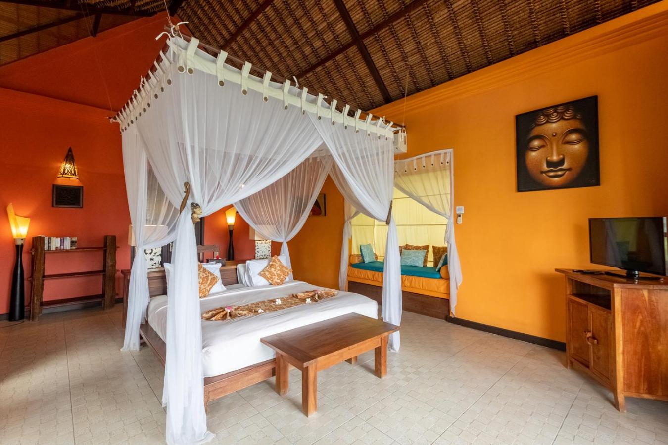 Jepun Oceanfront Villa #2 - Photo 1