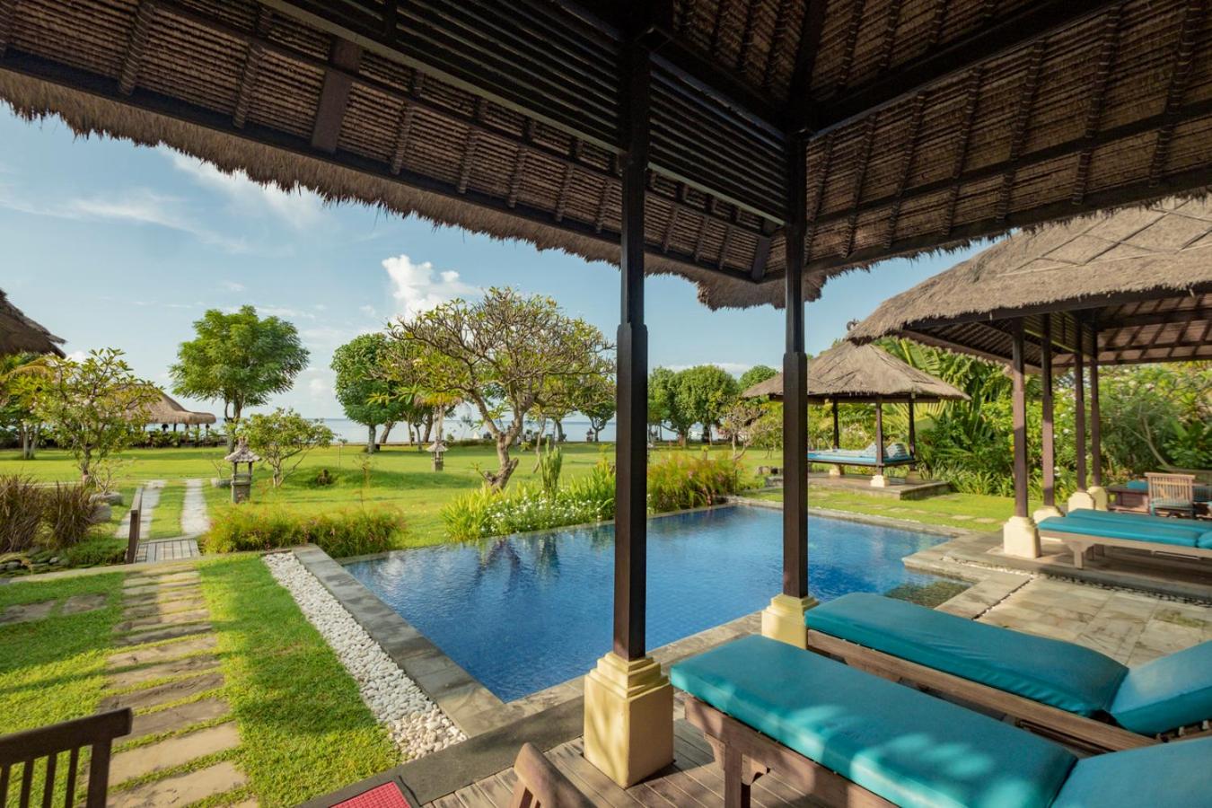 Jepun Oceanfront Villa #2 - Photo 7