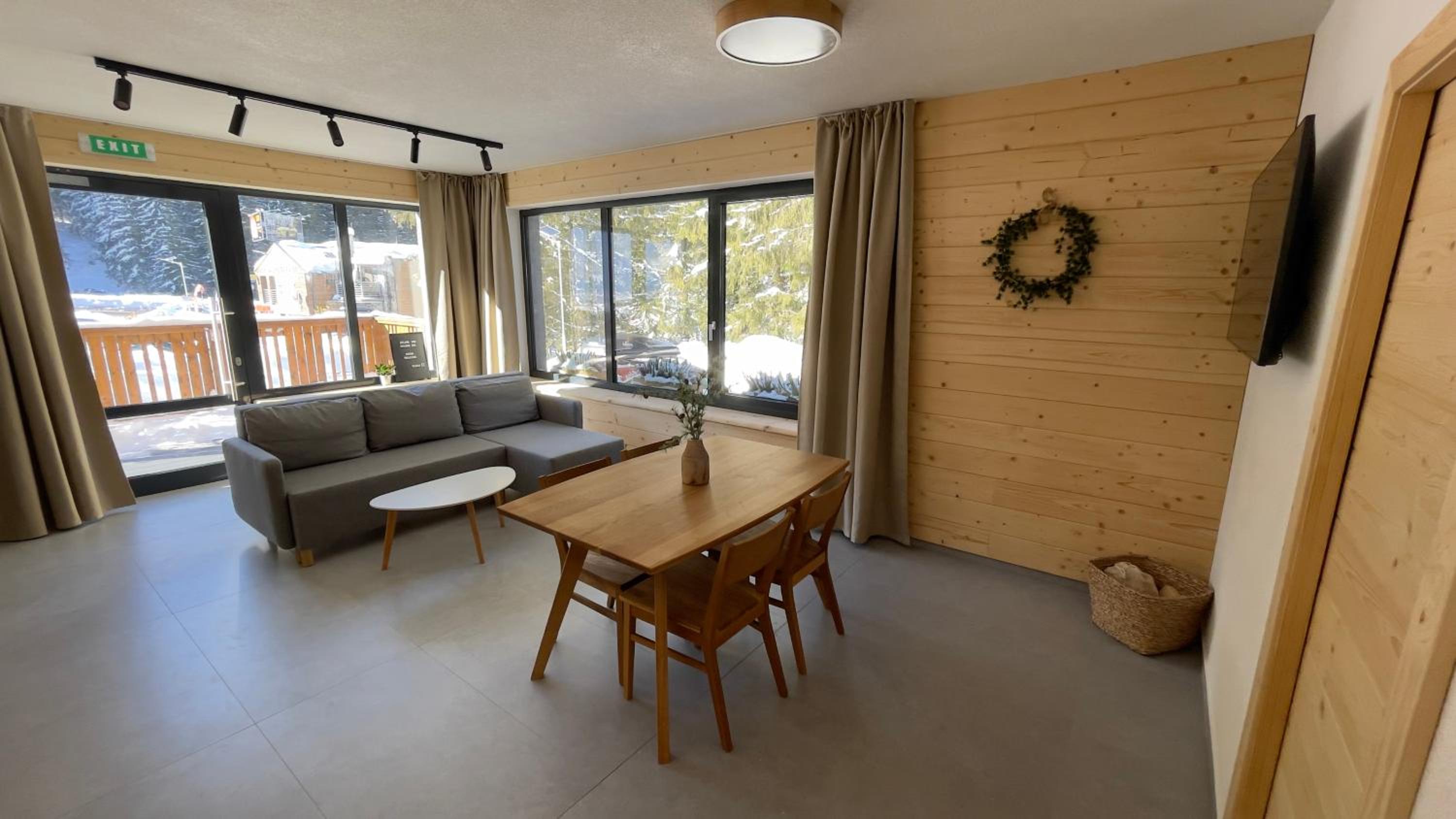 Apartment with Terrace