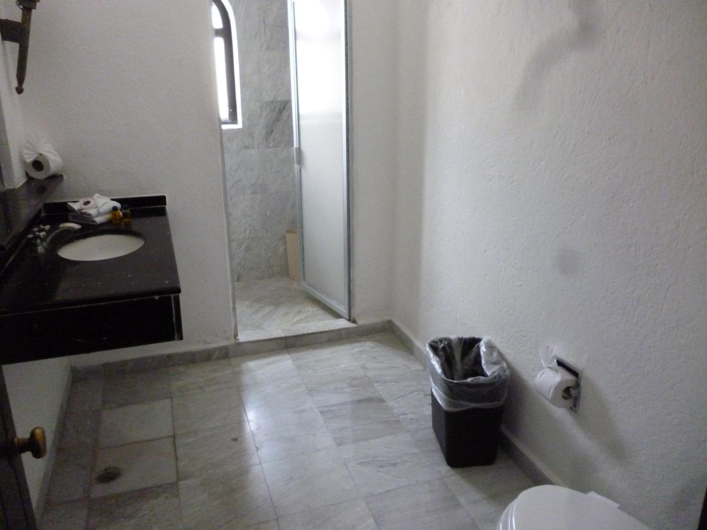 Double Room with 2 Double Beds photo 3