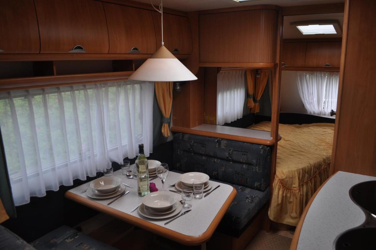 Caravan photo 3