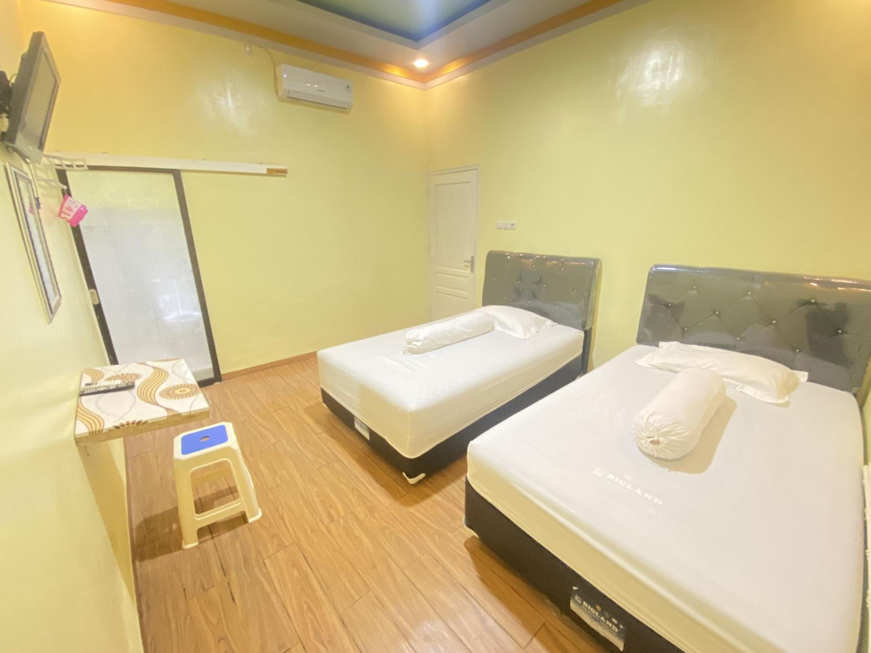 Superior Twin Room - Photo 2