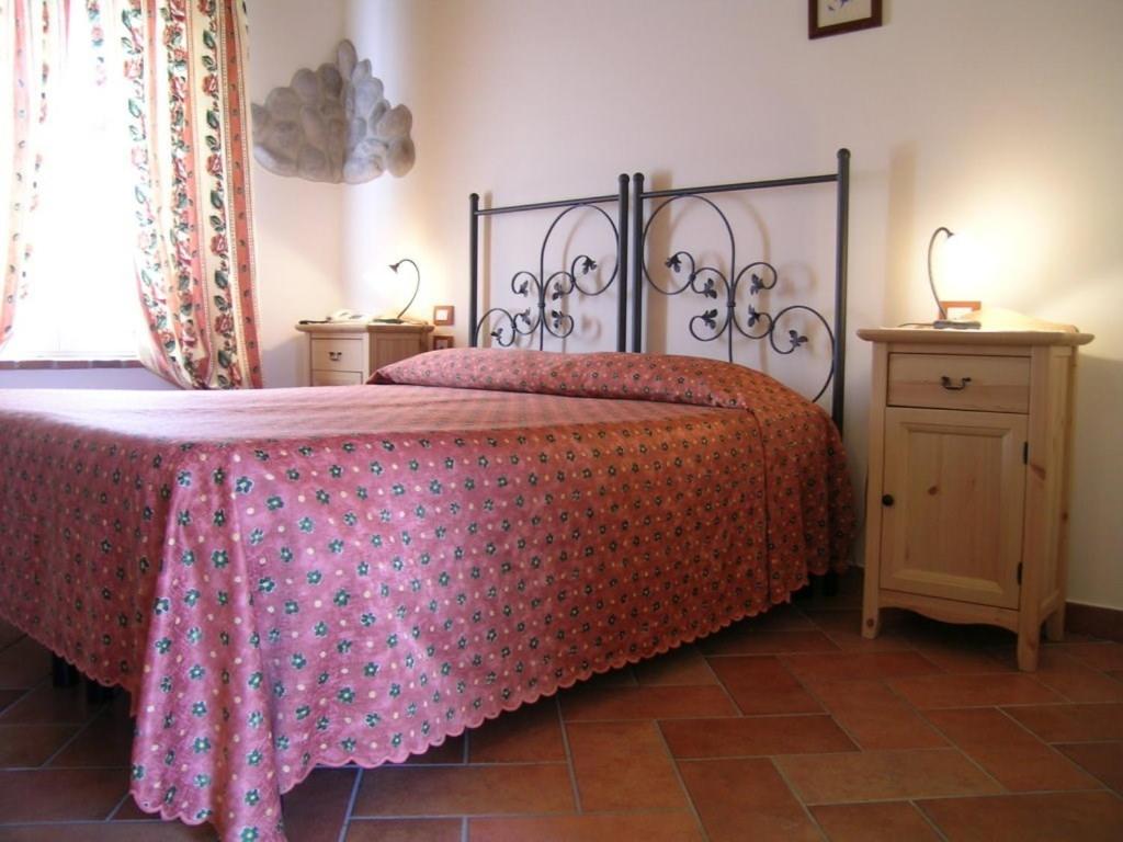 Economy Double Room - Photo 1