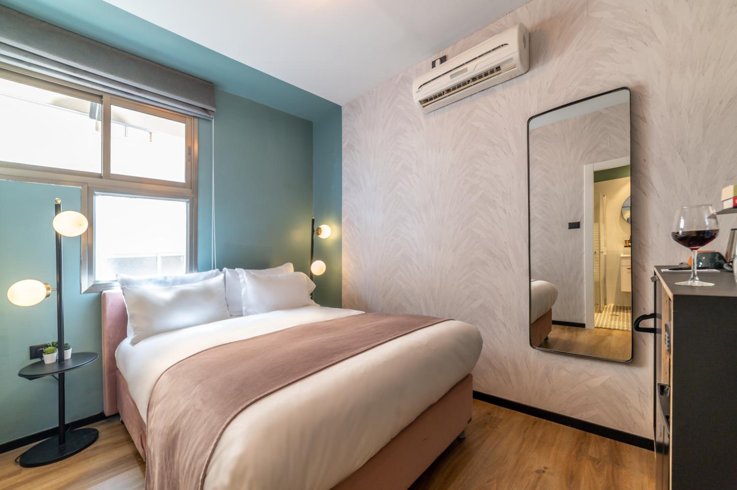 Economy Double Room - Photo 1