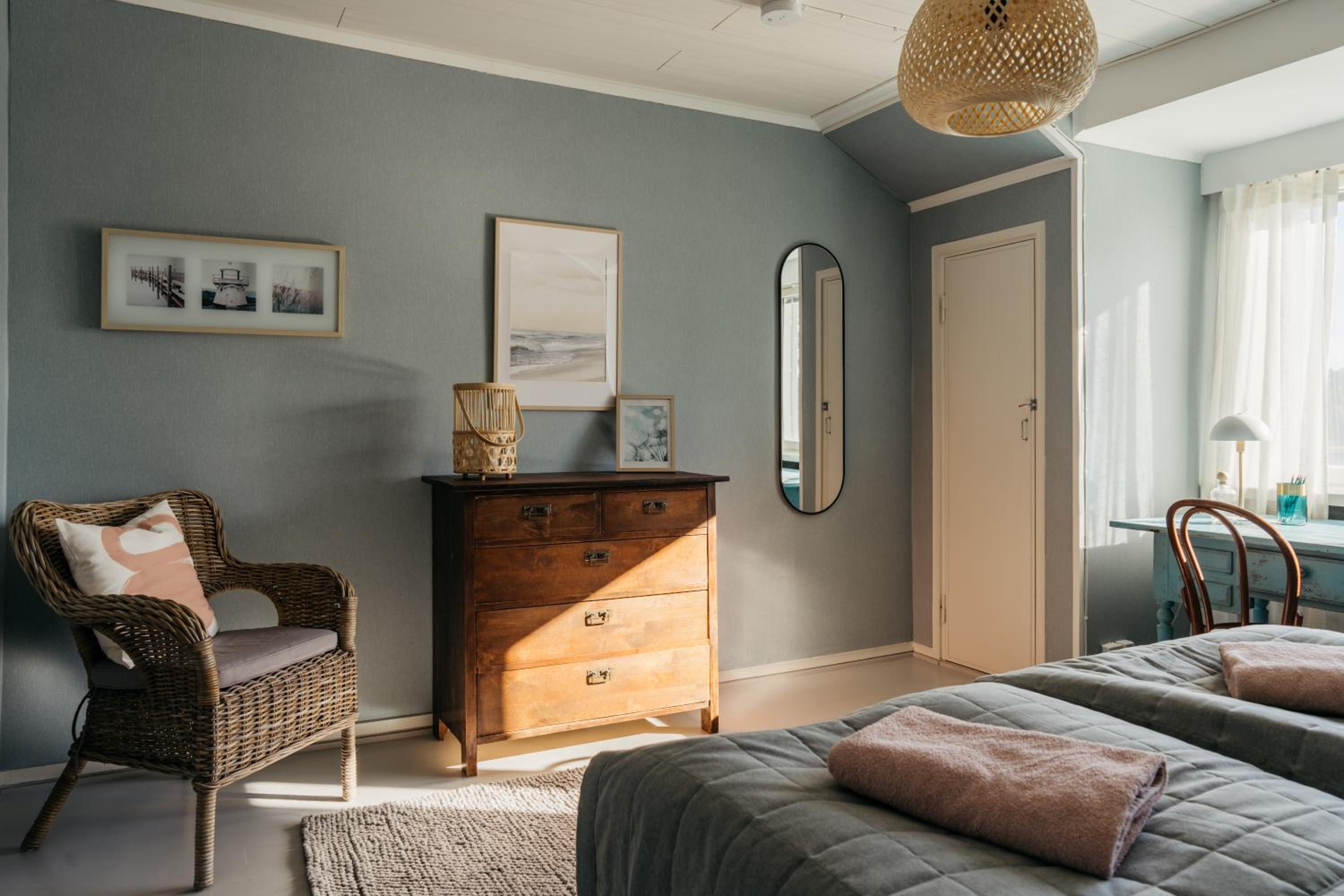 Double Room with Shared Bathroom photo 3