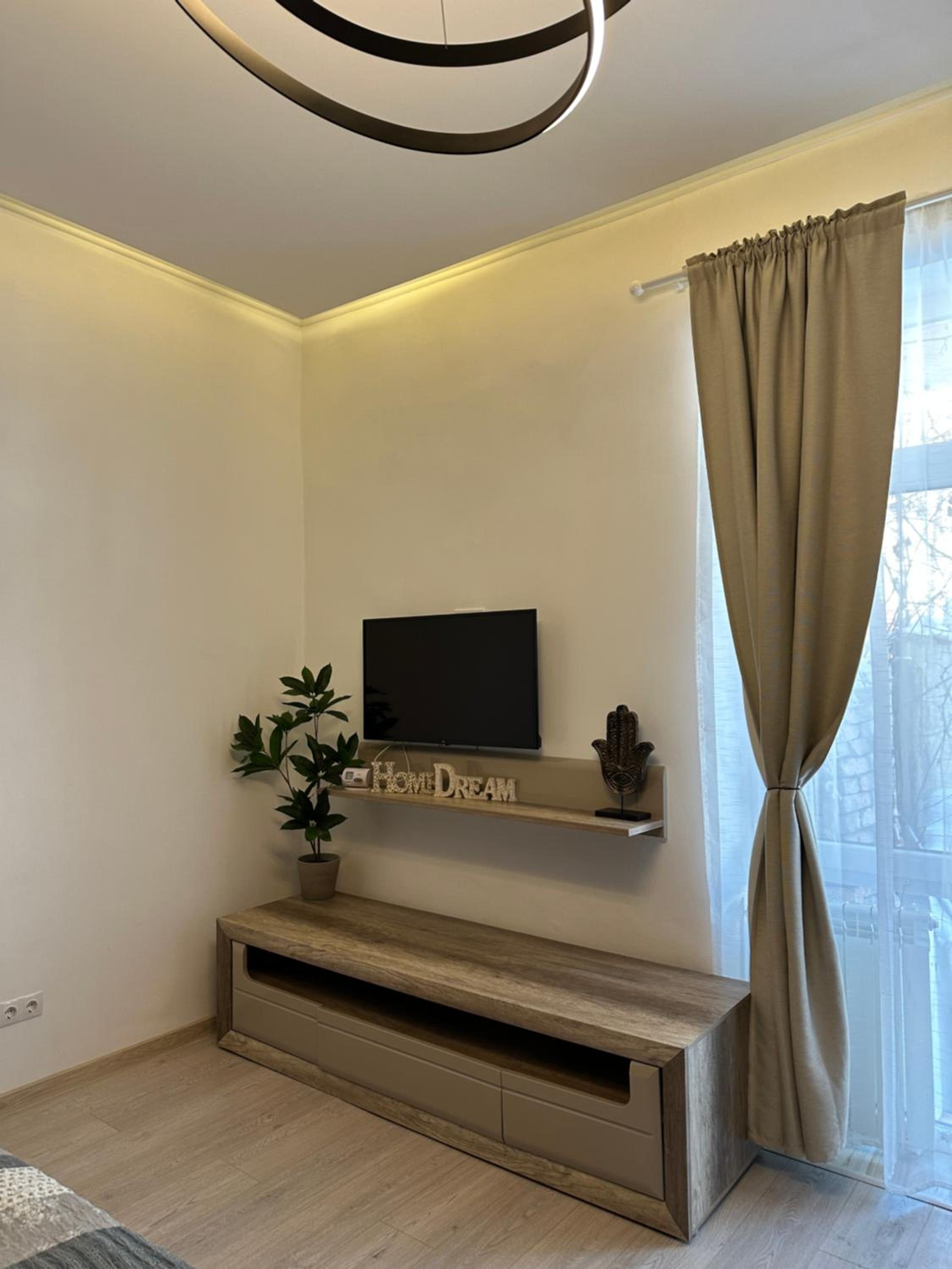 Two-Bedroom Apartment - Photo 9