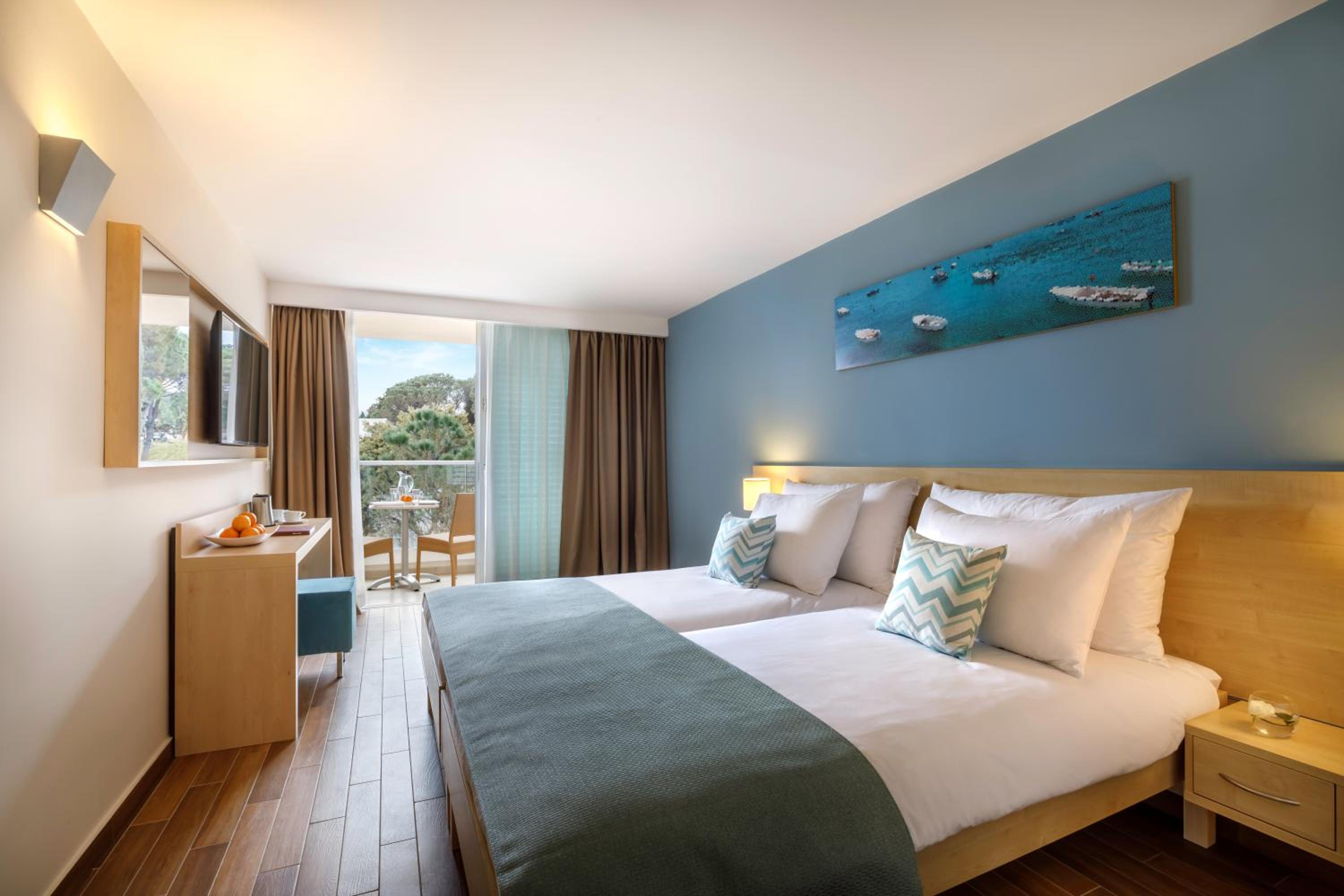 Room for 2  photo 1