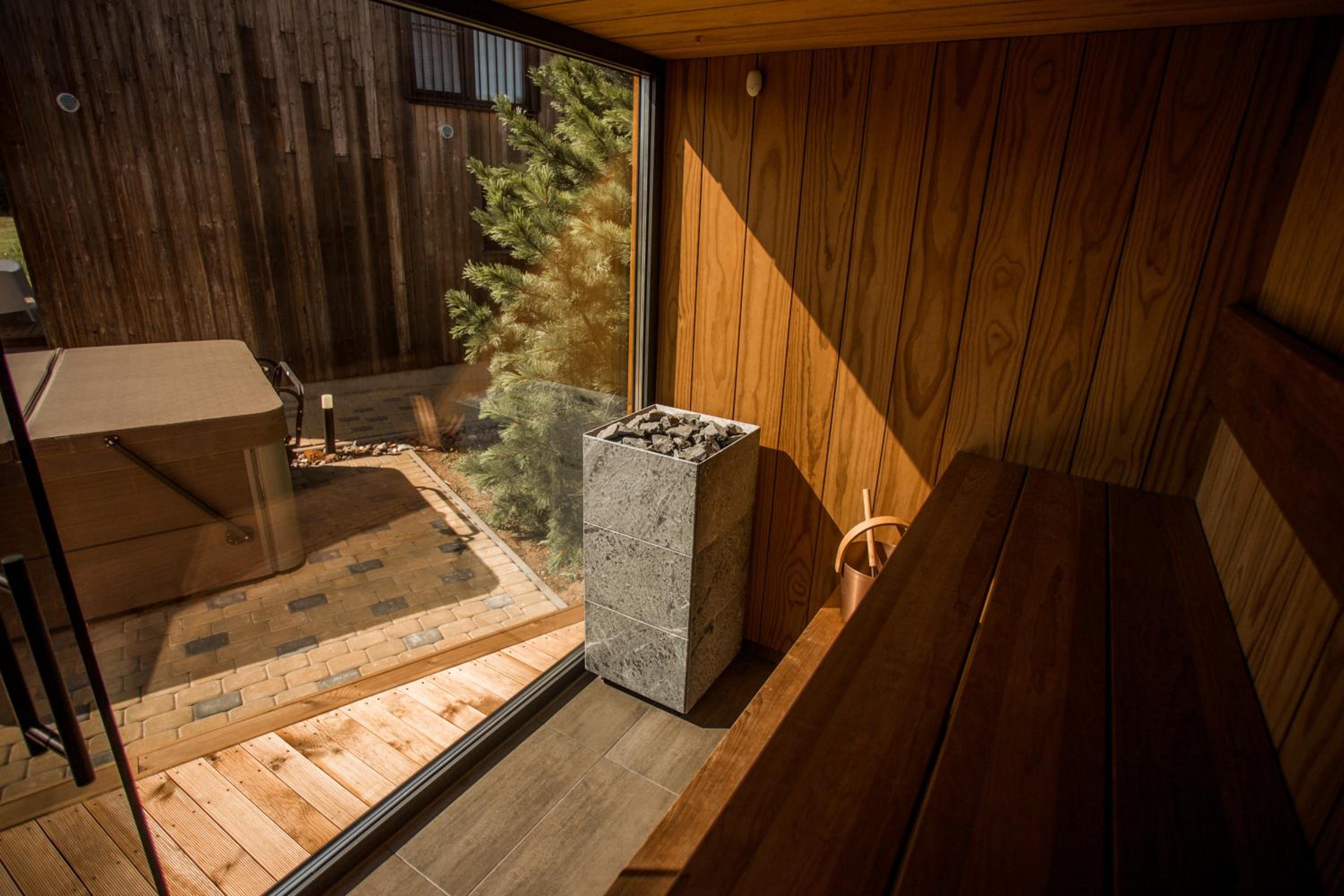 Two-Bedroom House - Photo 19