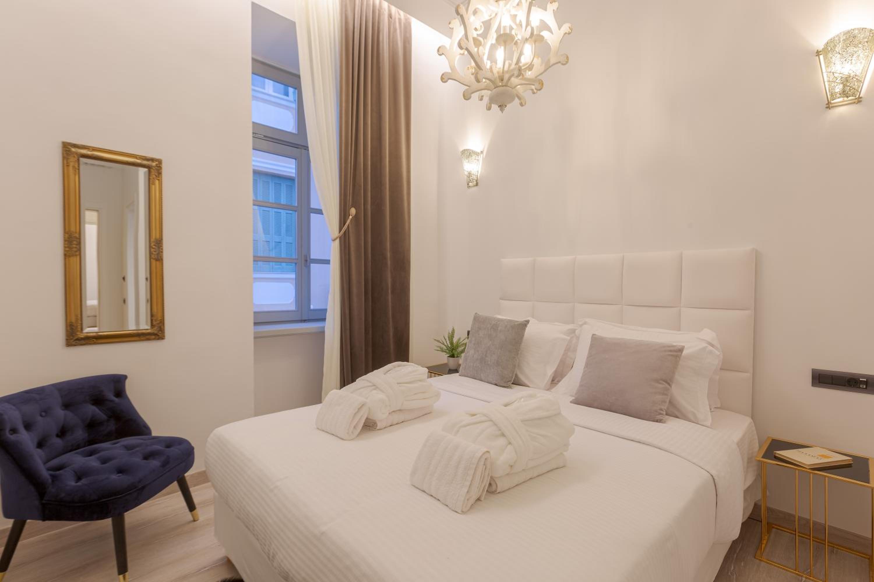 Superior Double Room - Photo 15