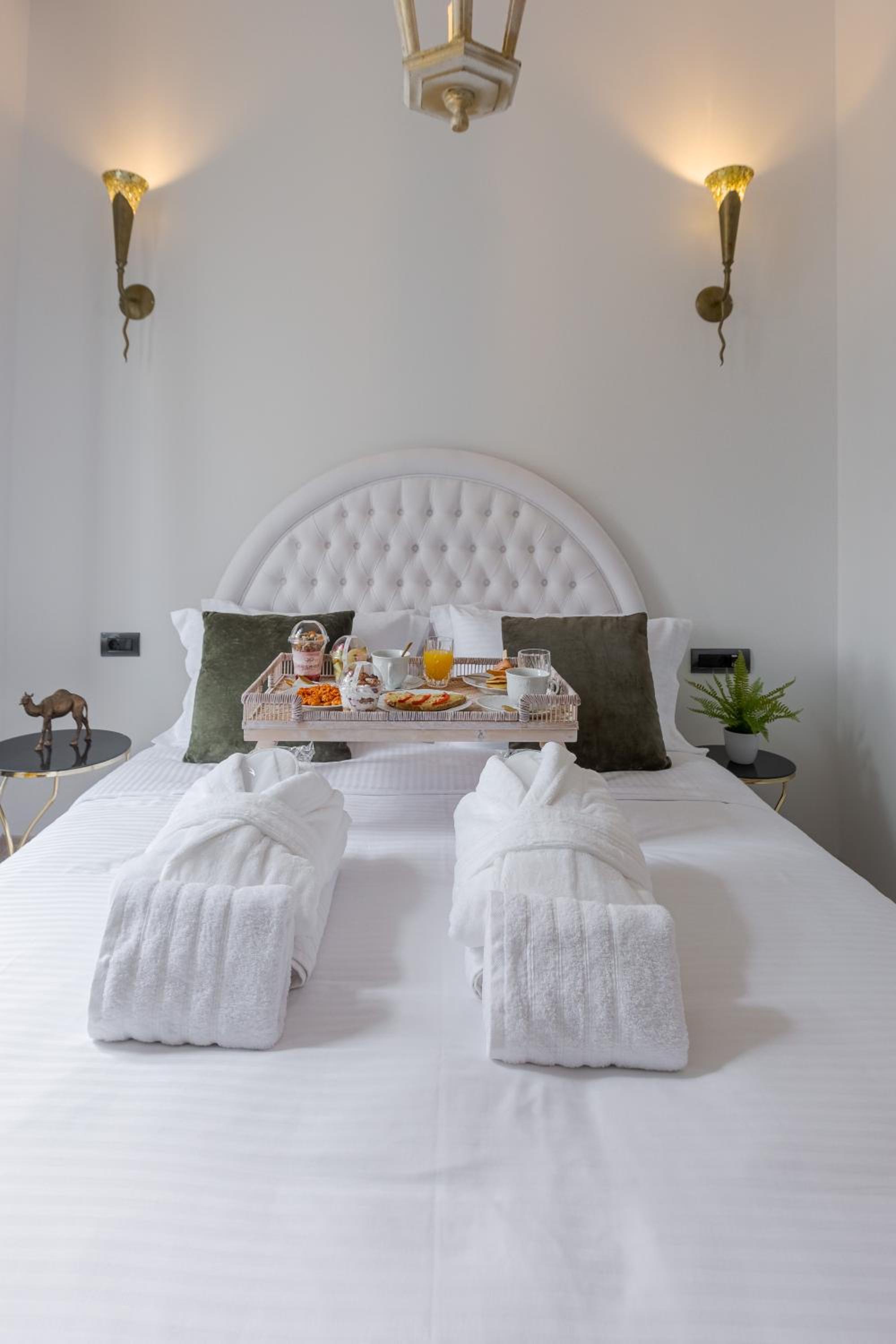 Superior Double Room - Photo 4
