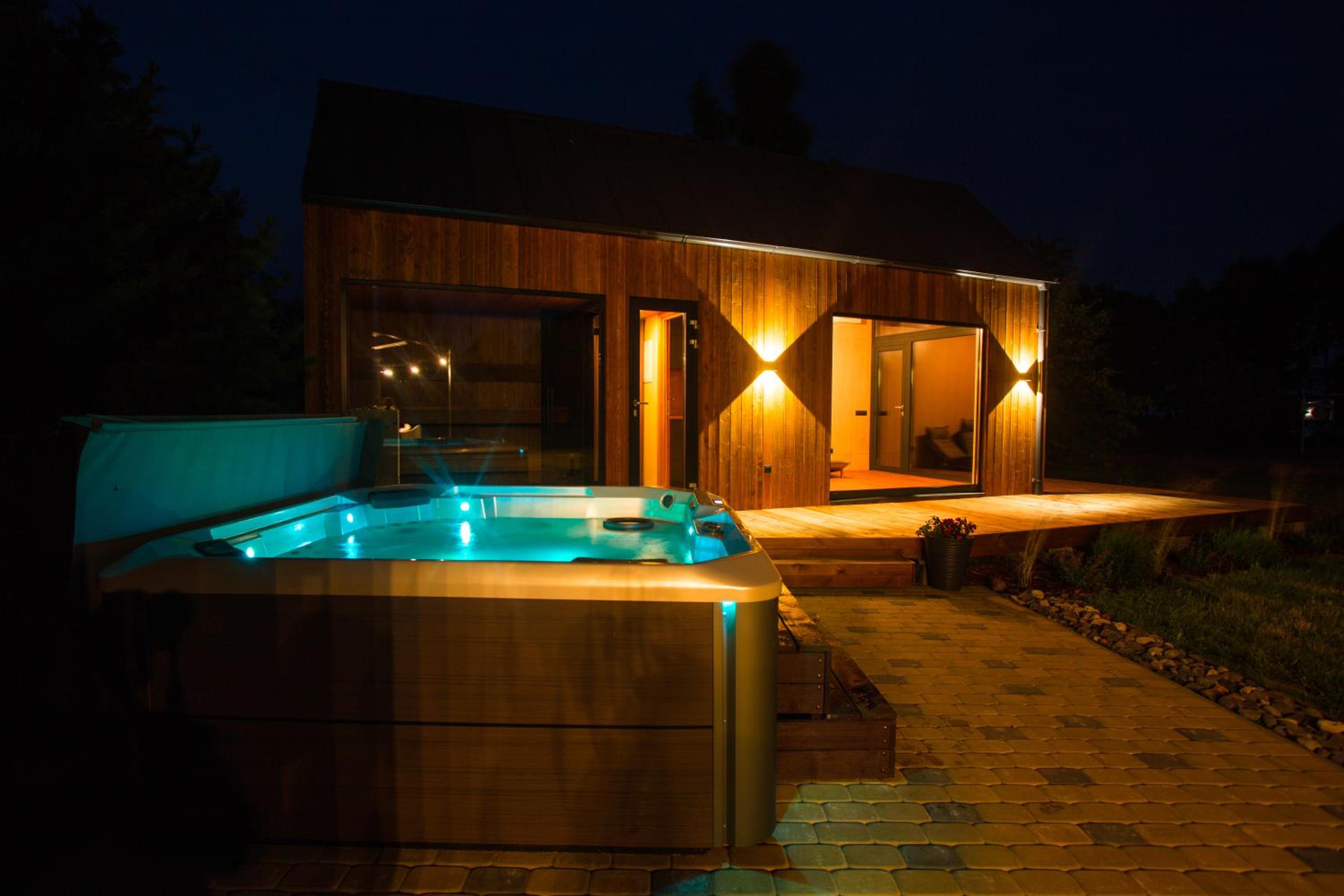 Two-Bedroom House - Photo 9