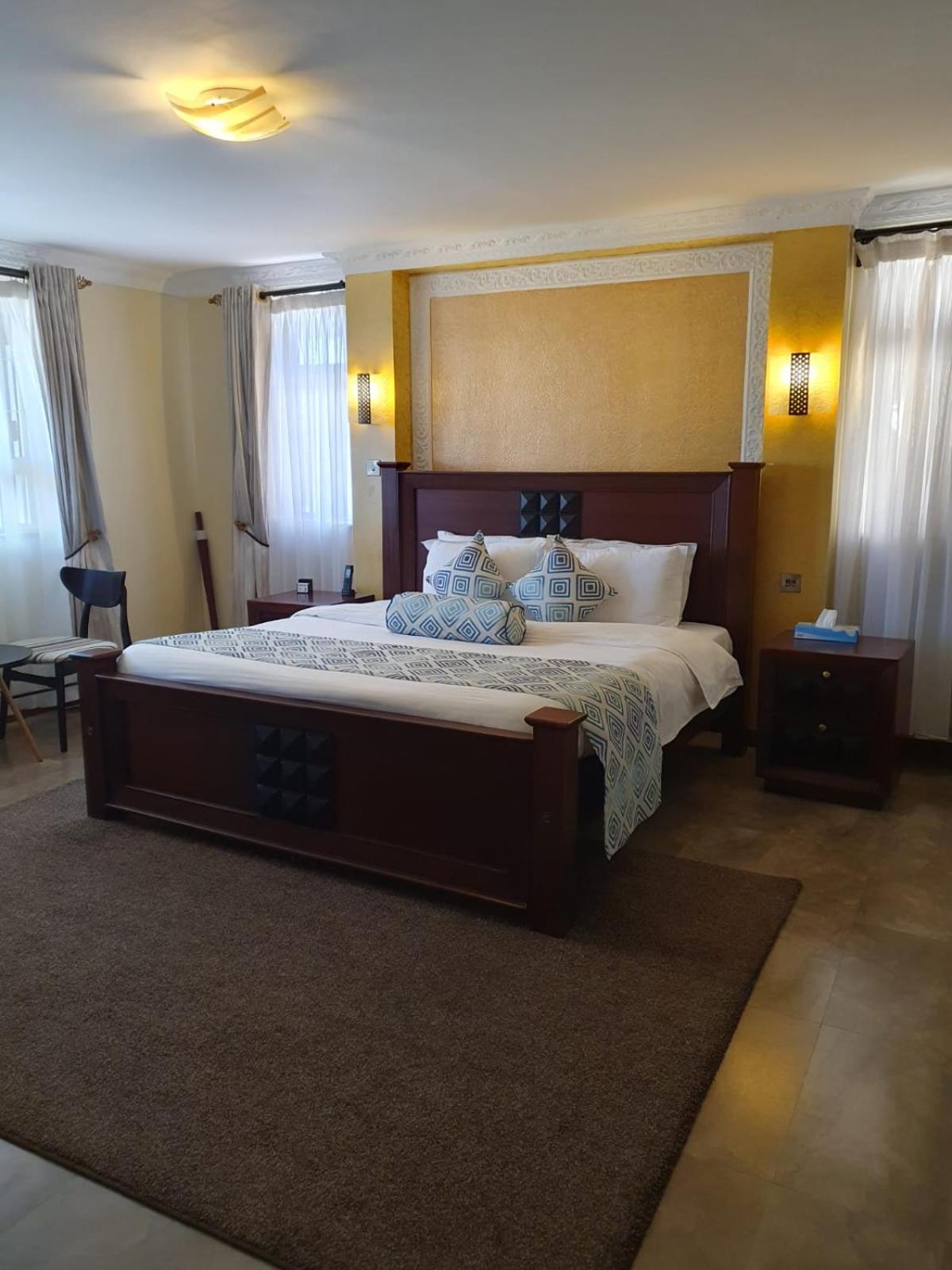 Deluxe Double Room - Photo 1