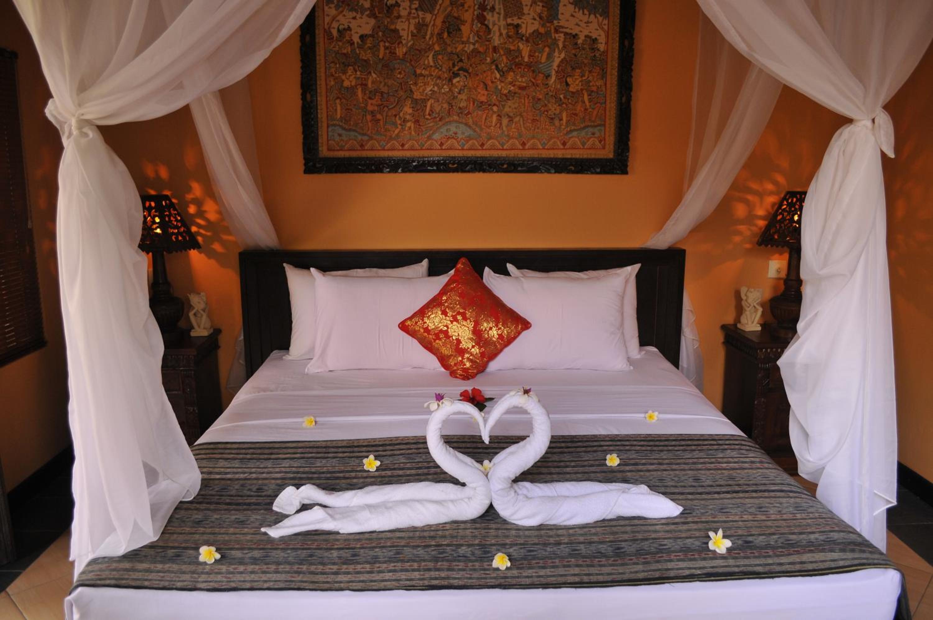 Deluxe Room - Photo 17