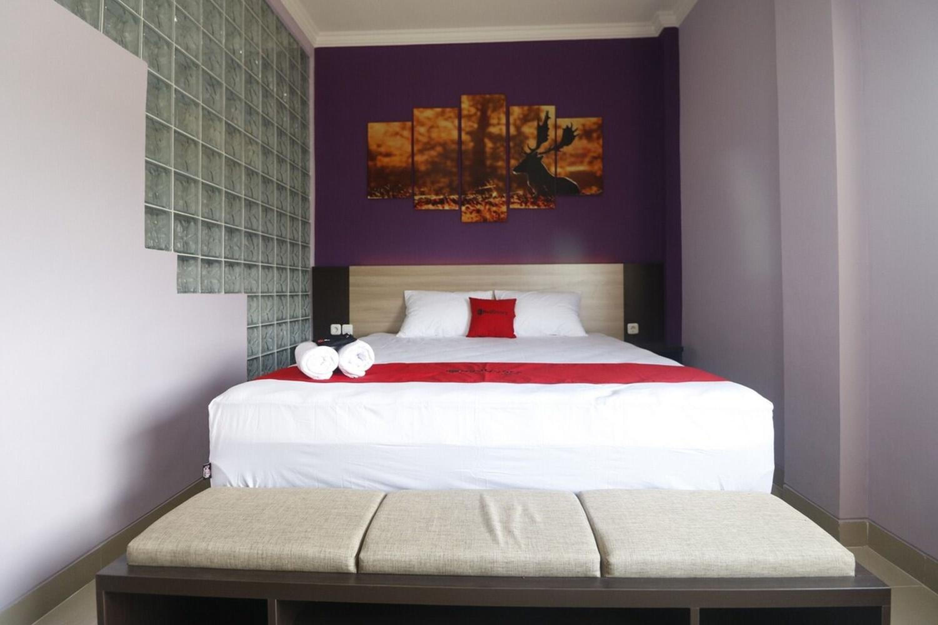 Deluxe Room - Photo 1