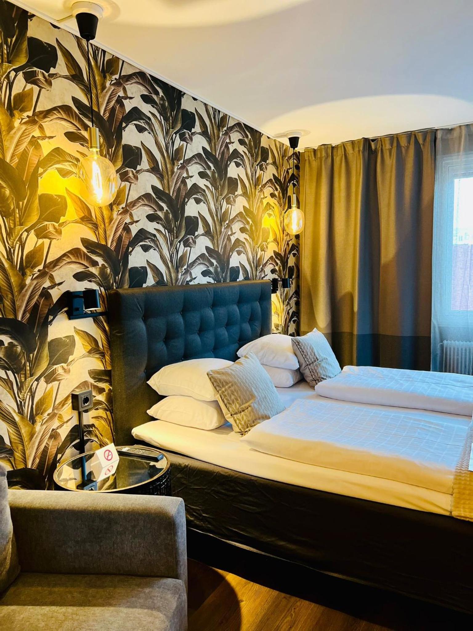 Executive King Room - Photo 2