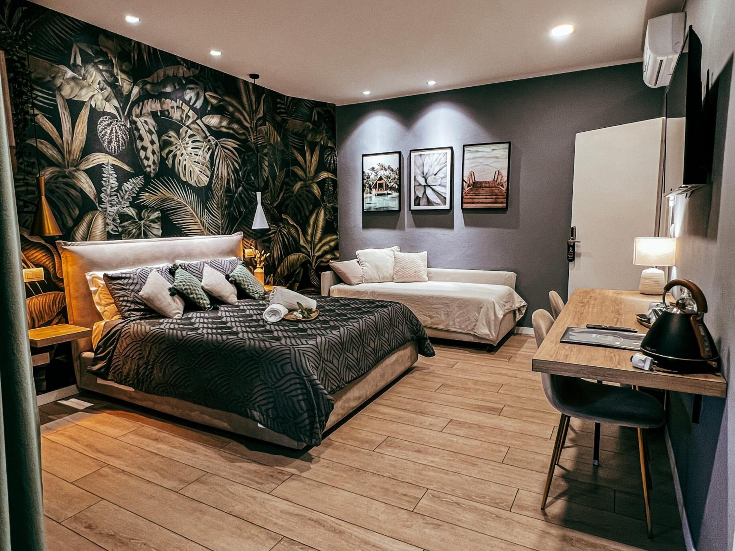 Superior Triple Room - Photo 21