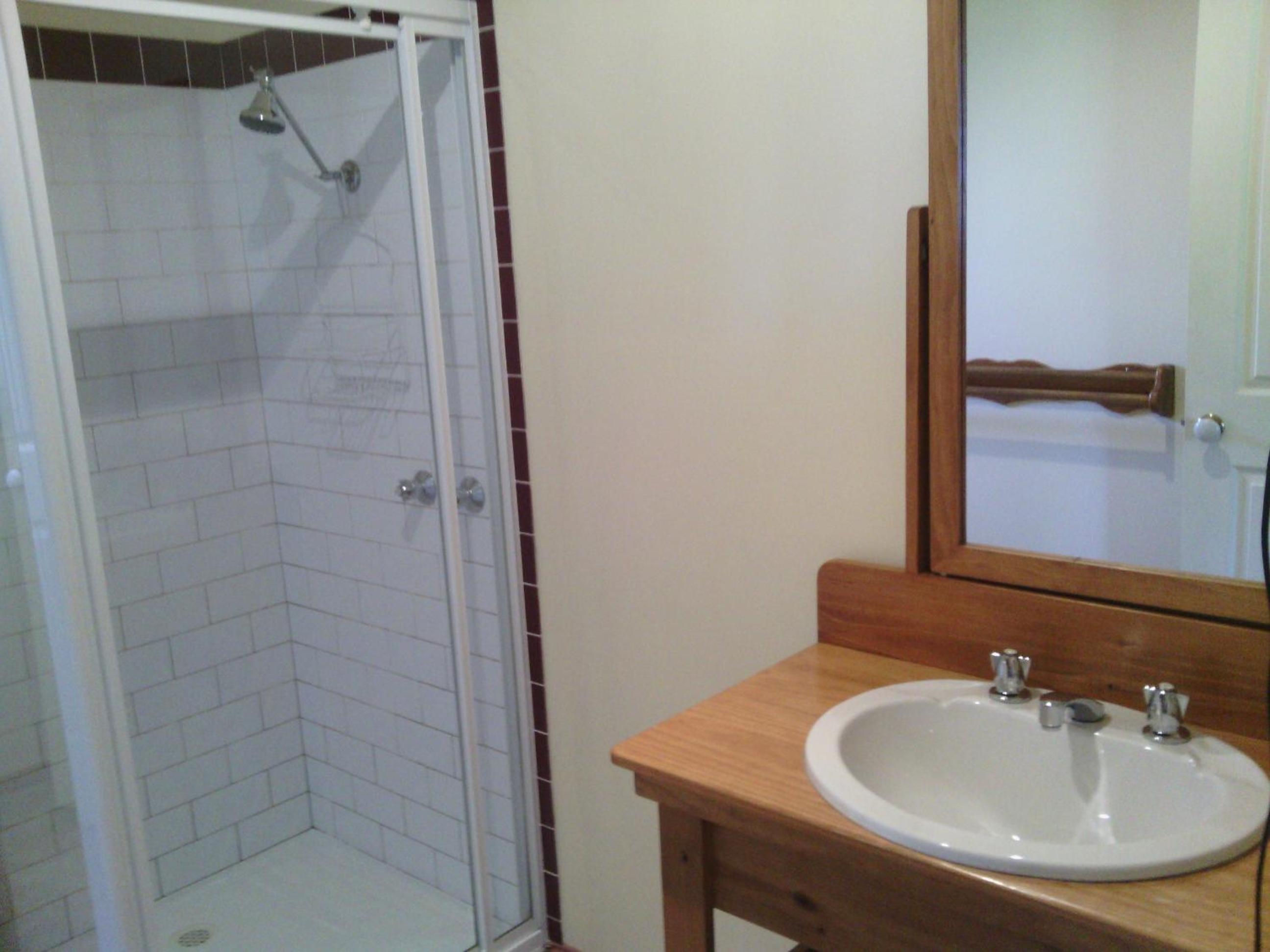 Three-Bedroom Cottage photo 2