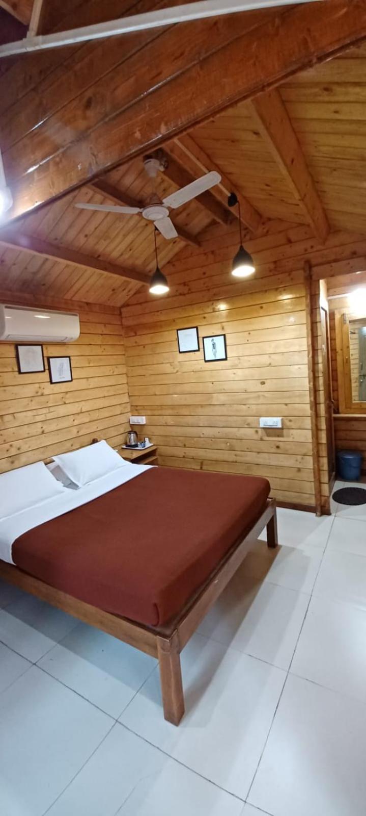Wooden Cabin AC photo 1