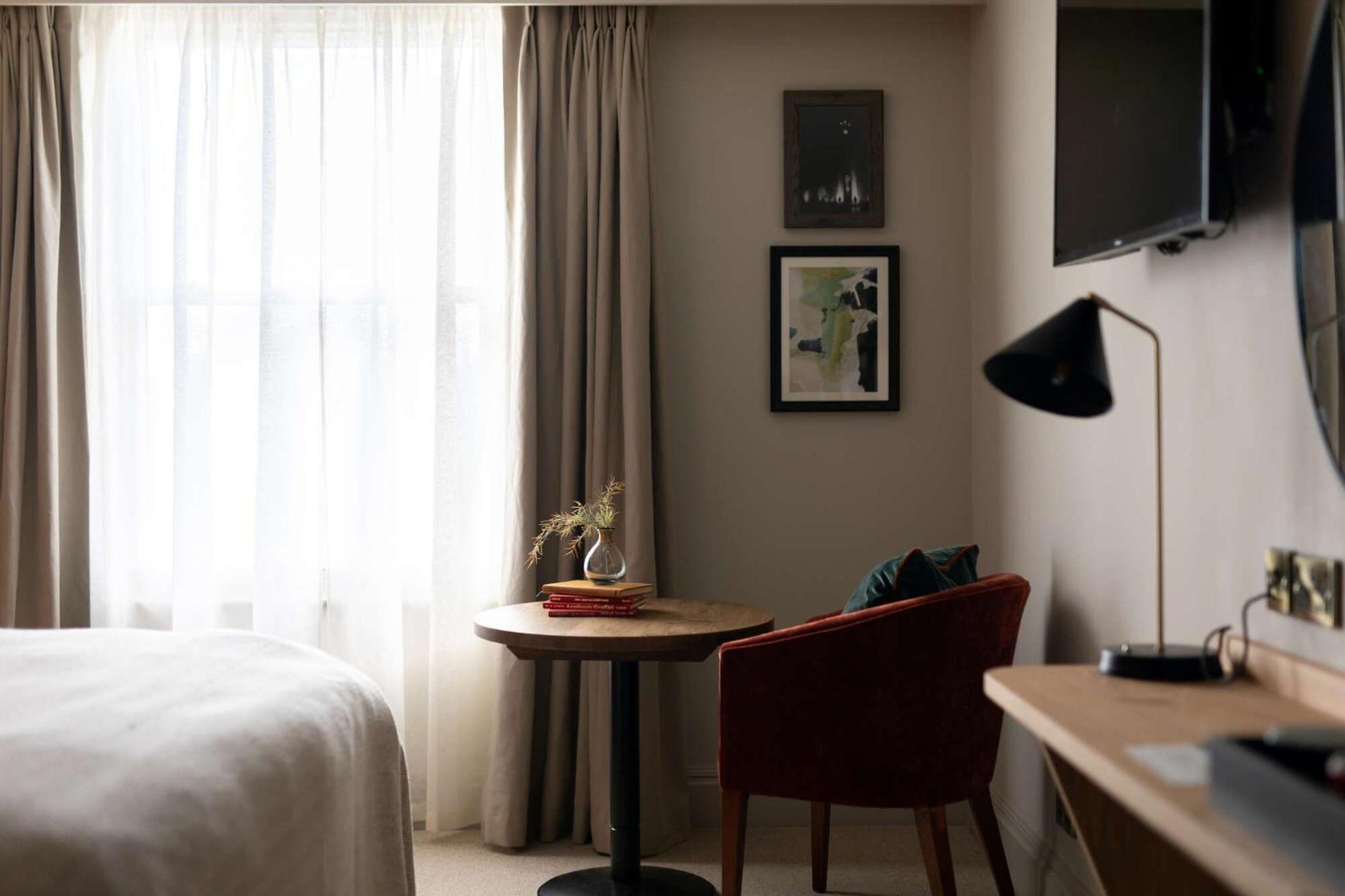 Twin Room - Photo 5