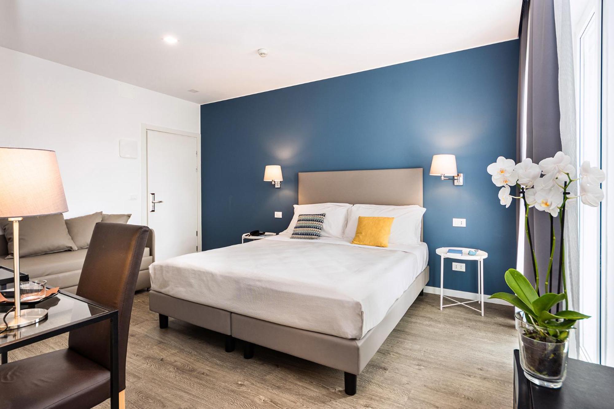 Superior Double or Twin Room with Terrace