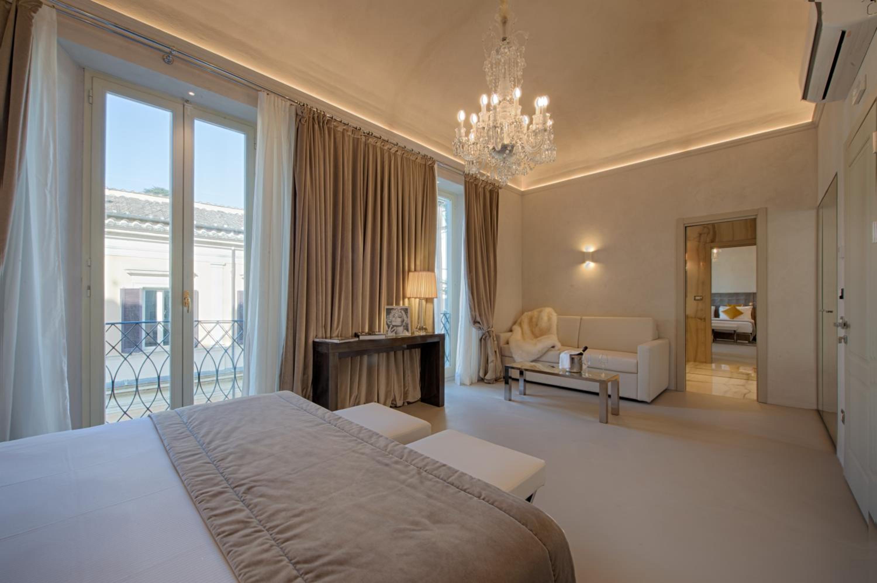 Junior Suite thumbnail 6
