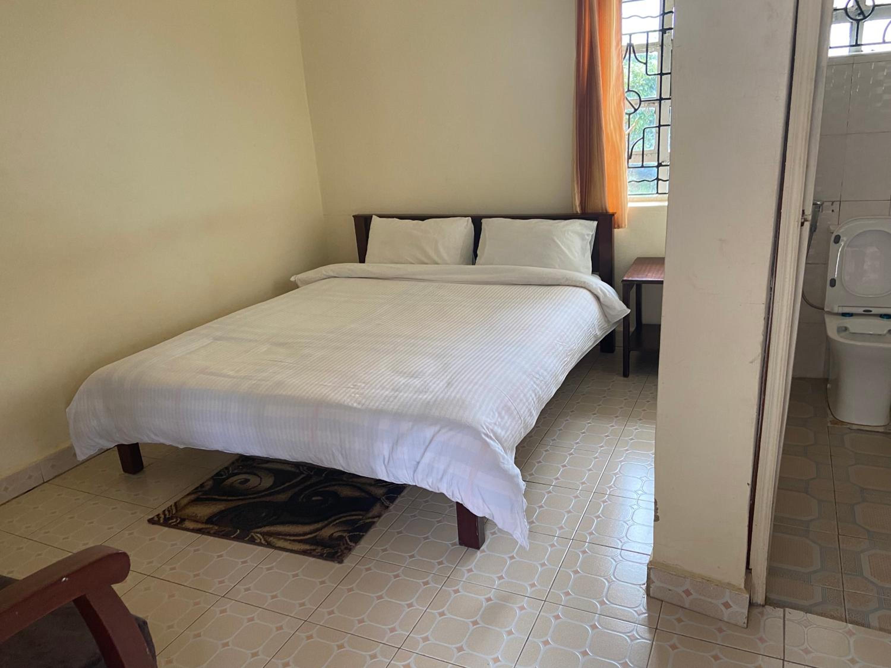 Deluxe Double Room with Shower photo 1