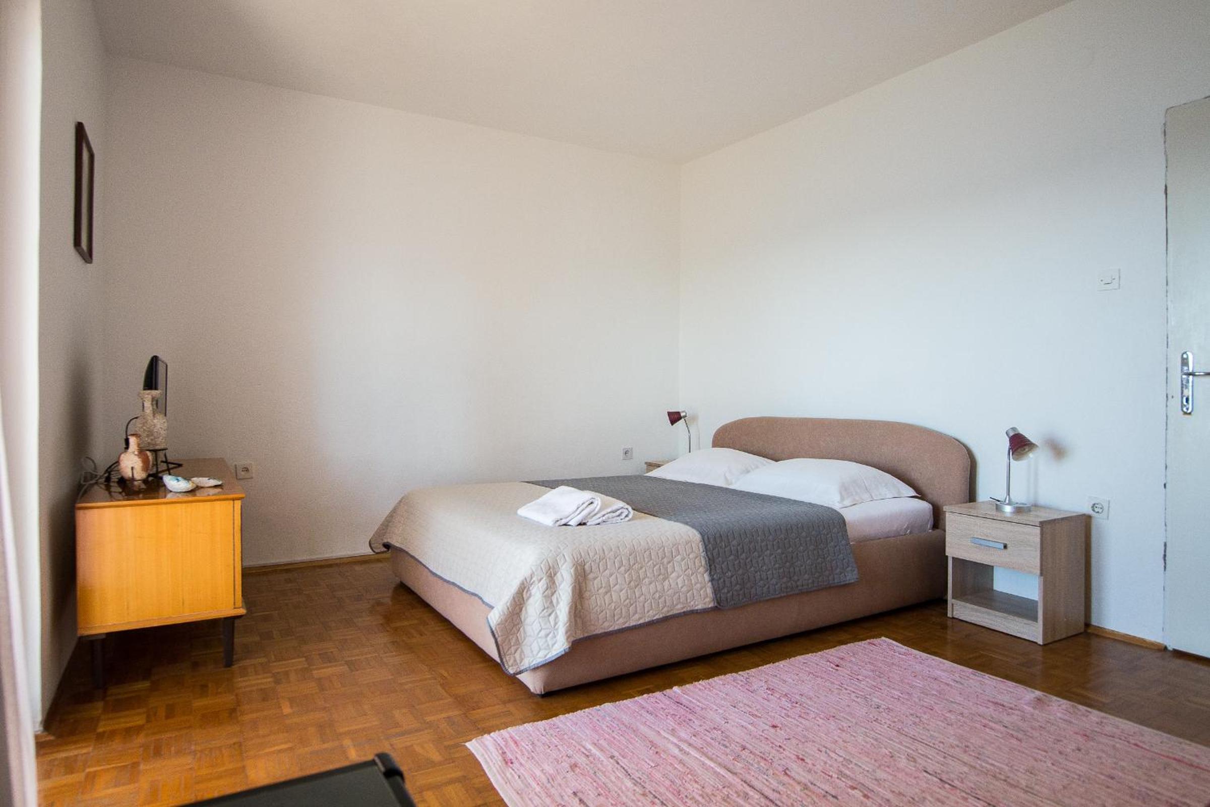 Three-Bedroom Apartment photo 1
