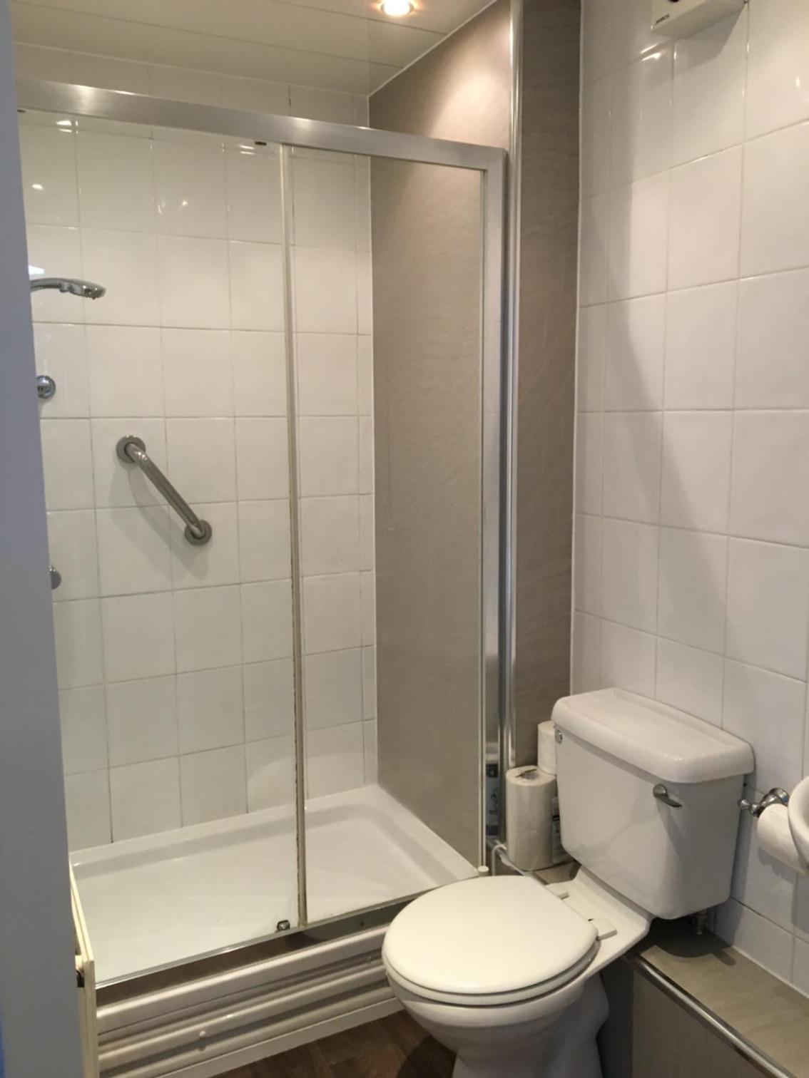 Double or Twin Room with Private External Bathroom