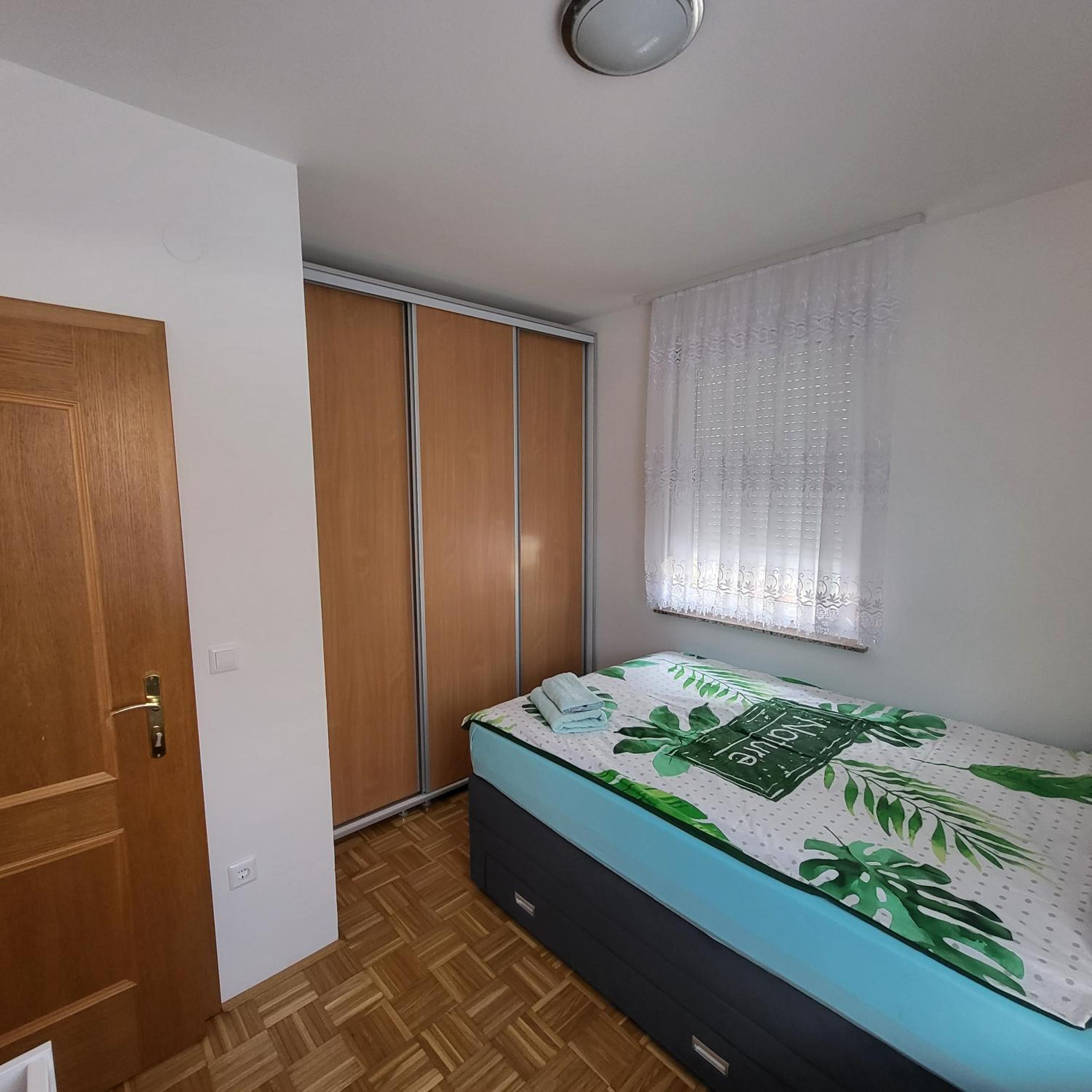 Three-Bedroom Apartment photo 3
