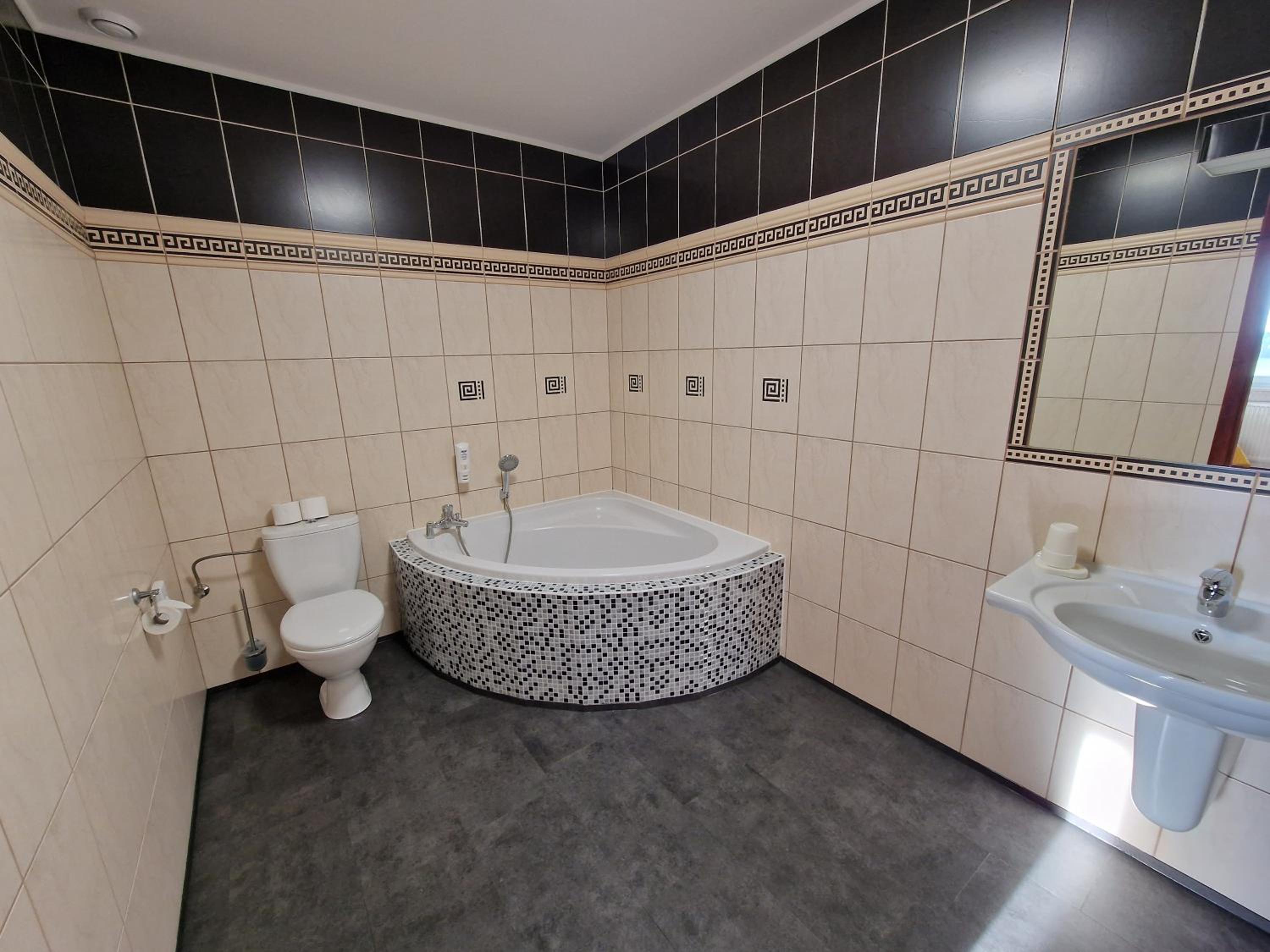 Deluxe Double Room - Photo 4