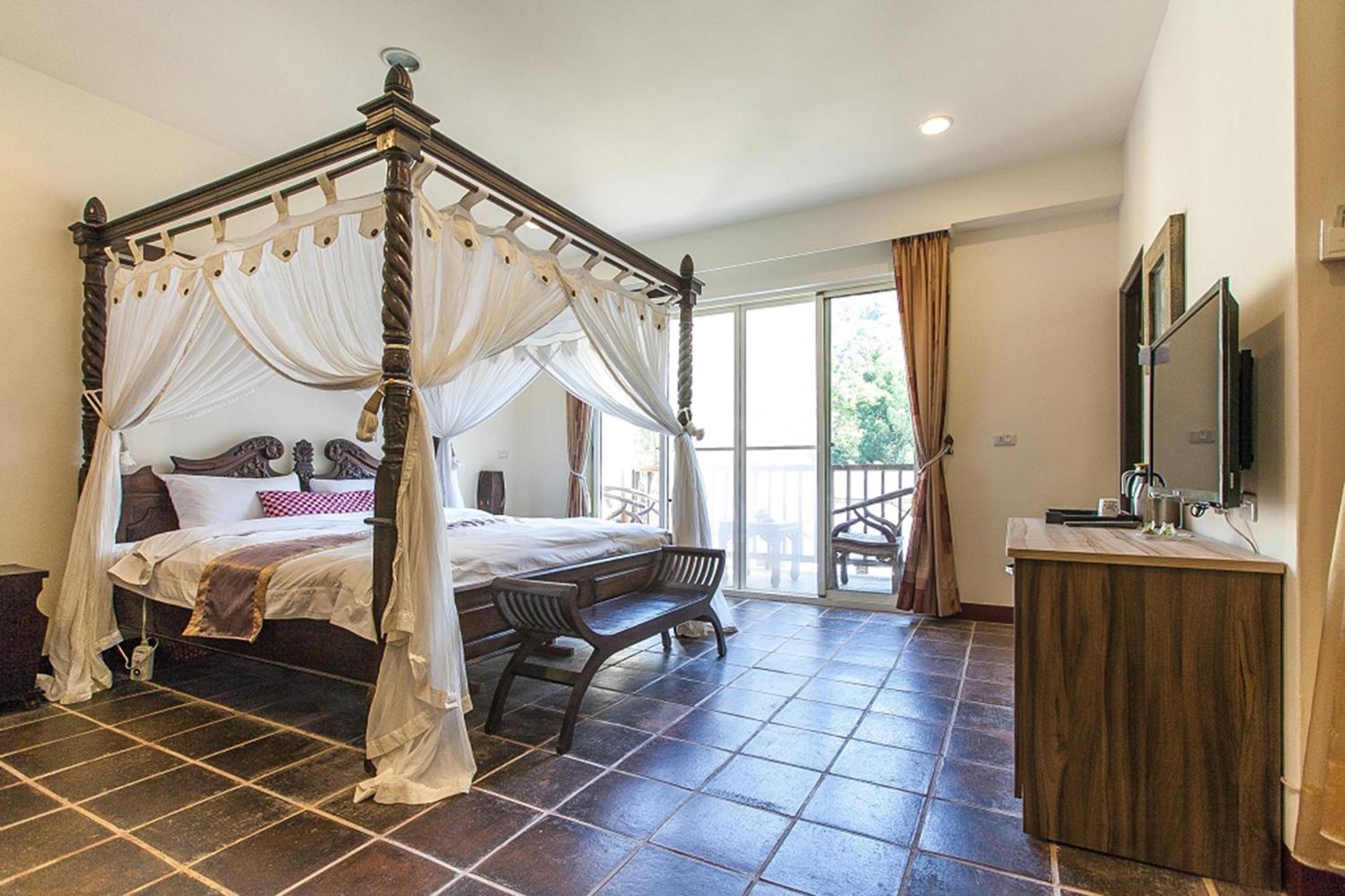 Double Room with Private Bathroom photo 1