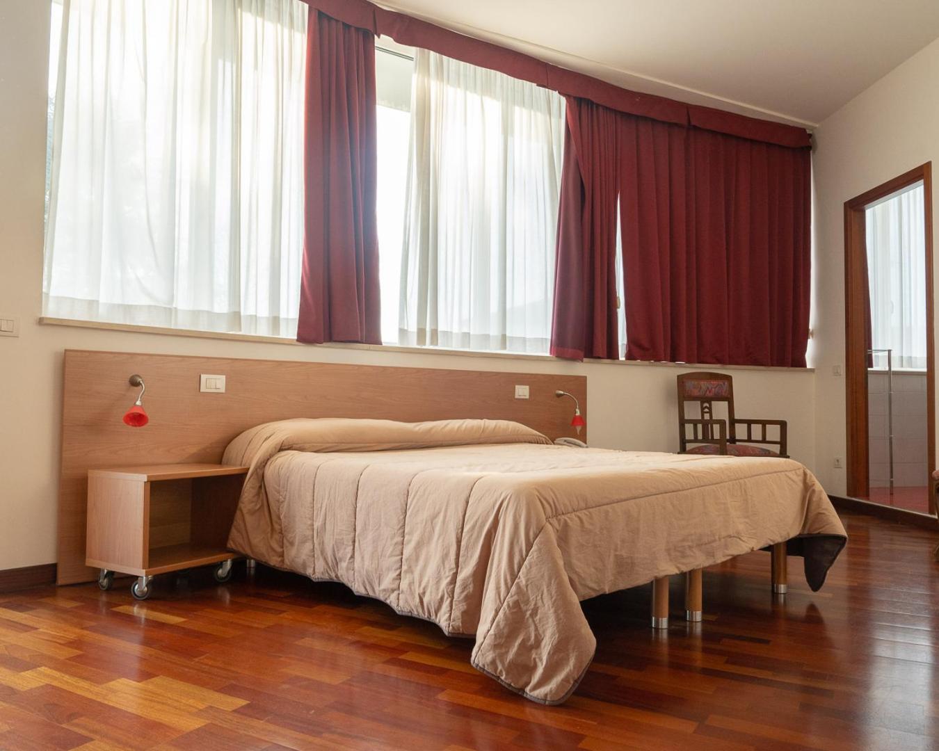 Superior Double Room - Photo 3
