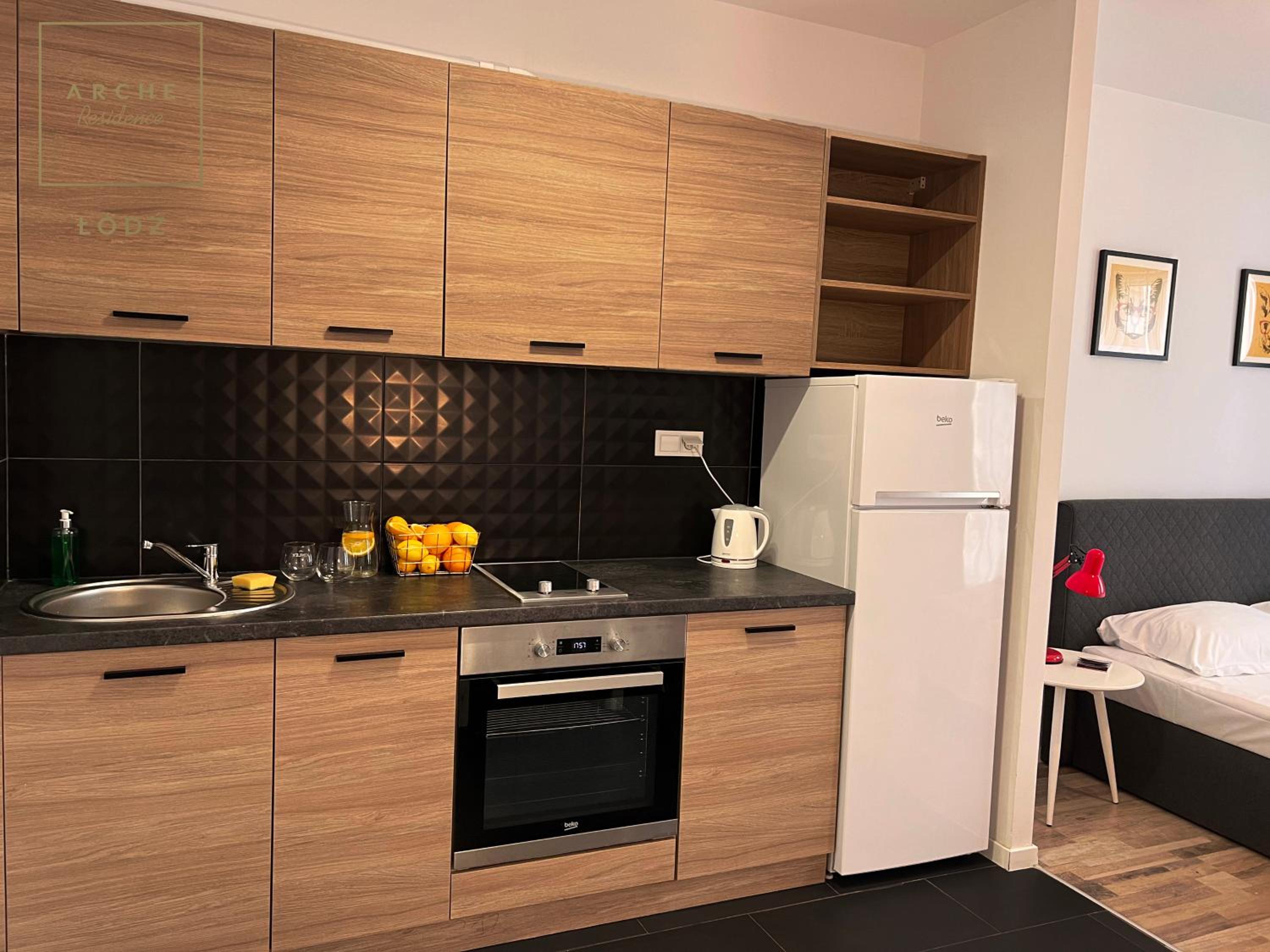 Standard Studio - Photo 2