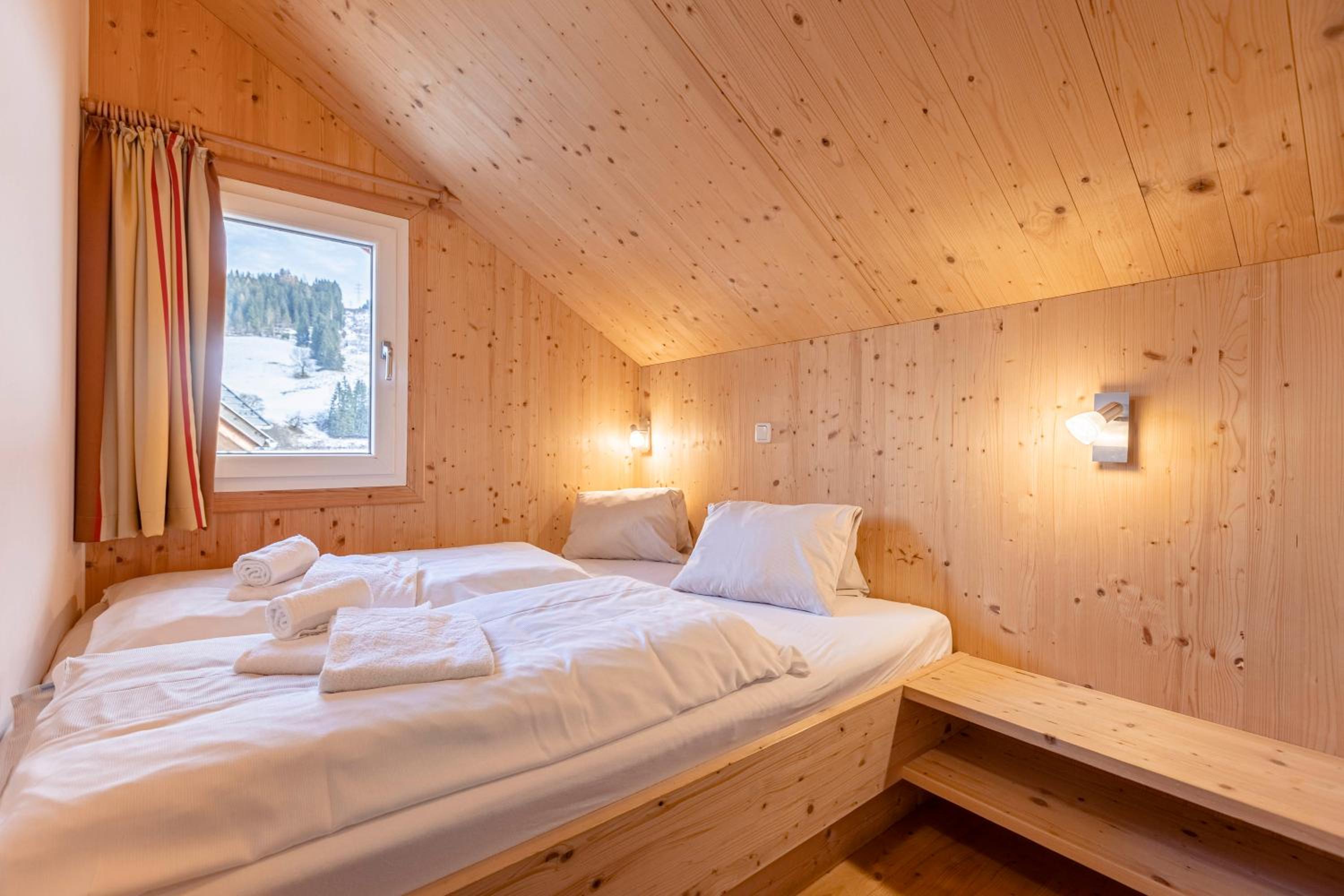 Chalet 21b with 3 bedrooms & ir-sauna photo 3