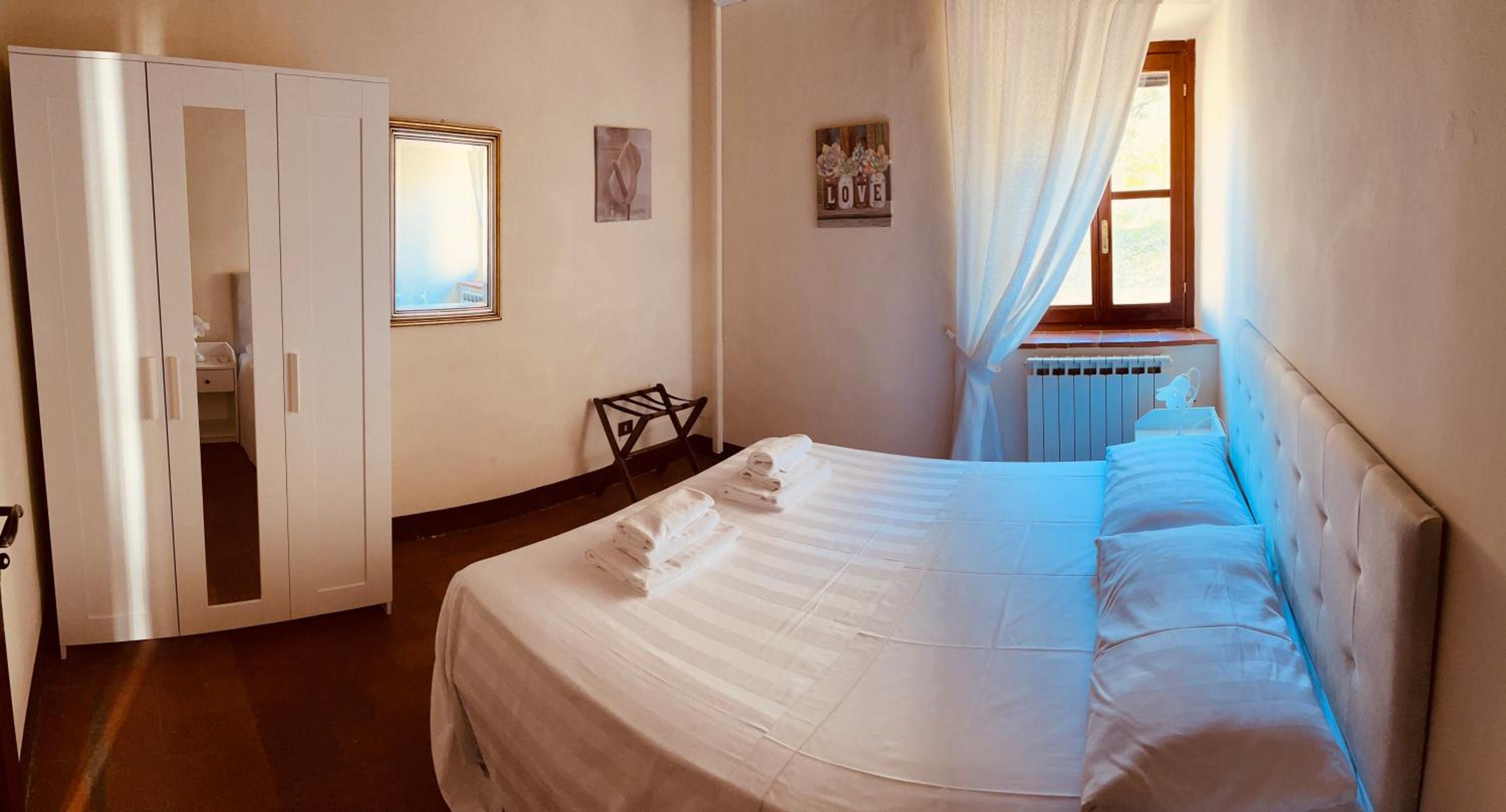 Two-Bedroom Apartment (4 Adults)