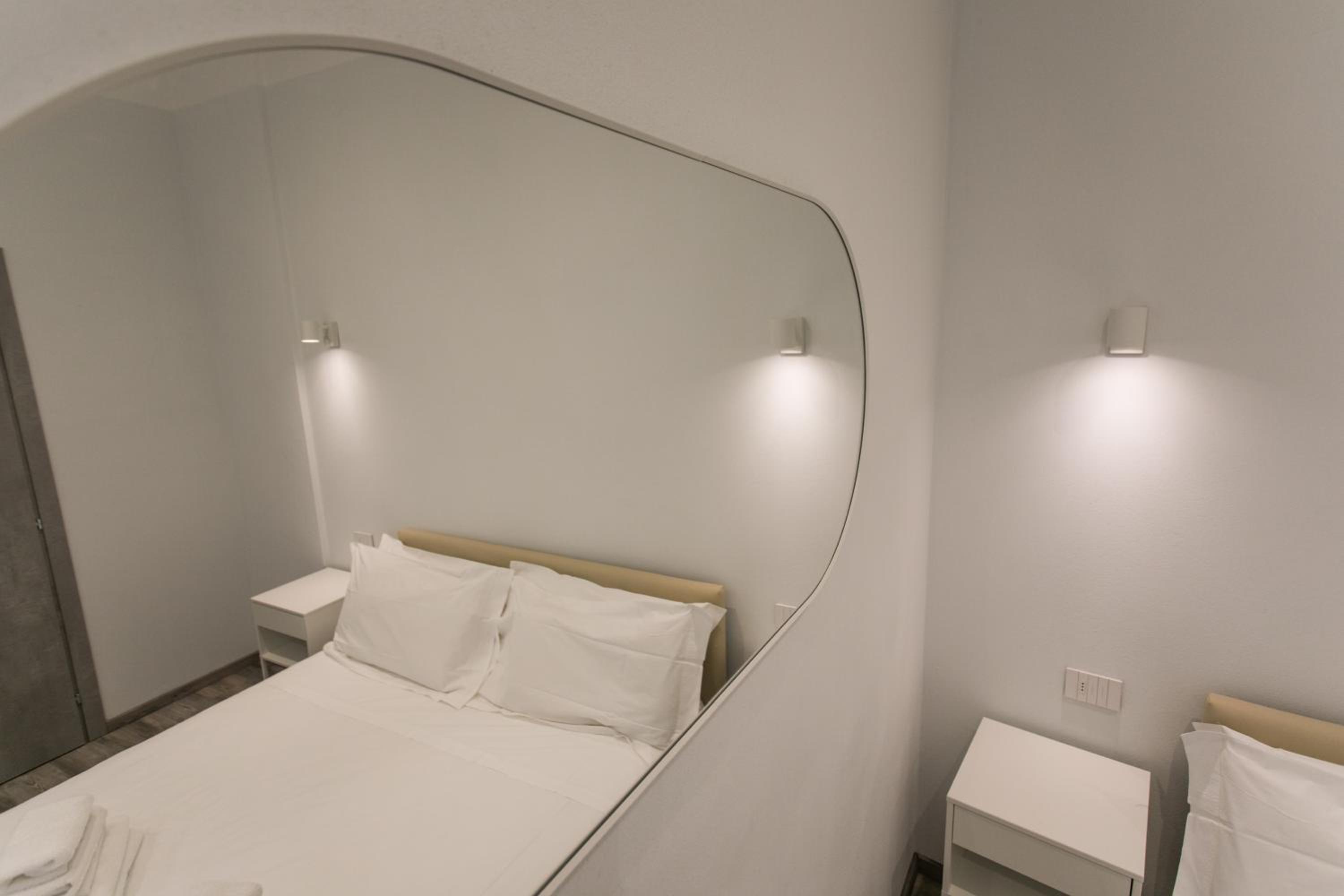 Deluxe Room - Photo 1