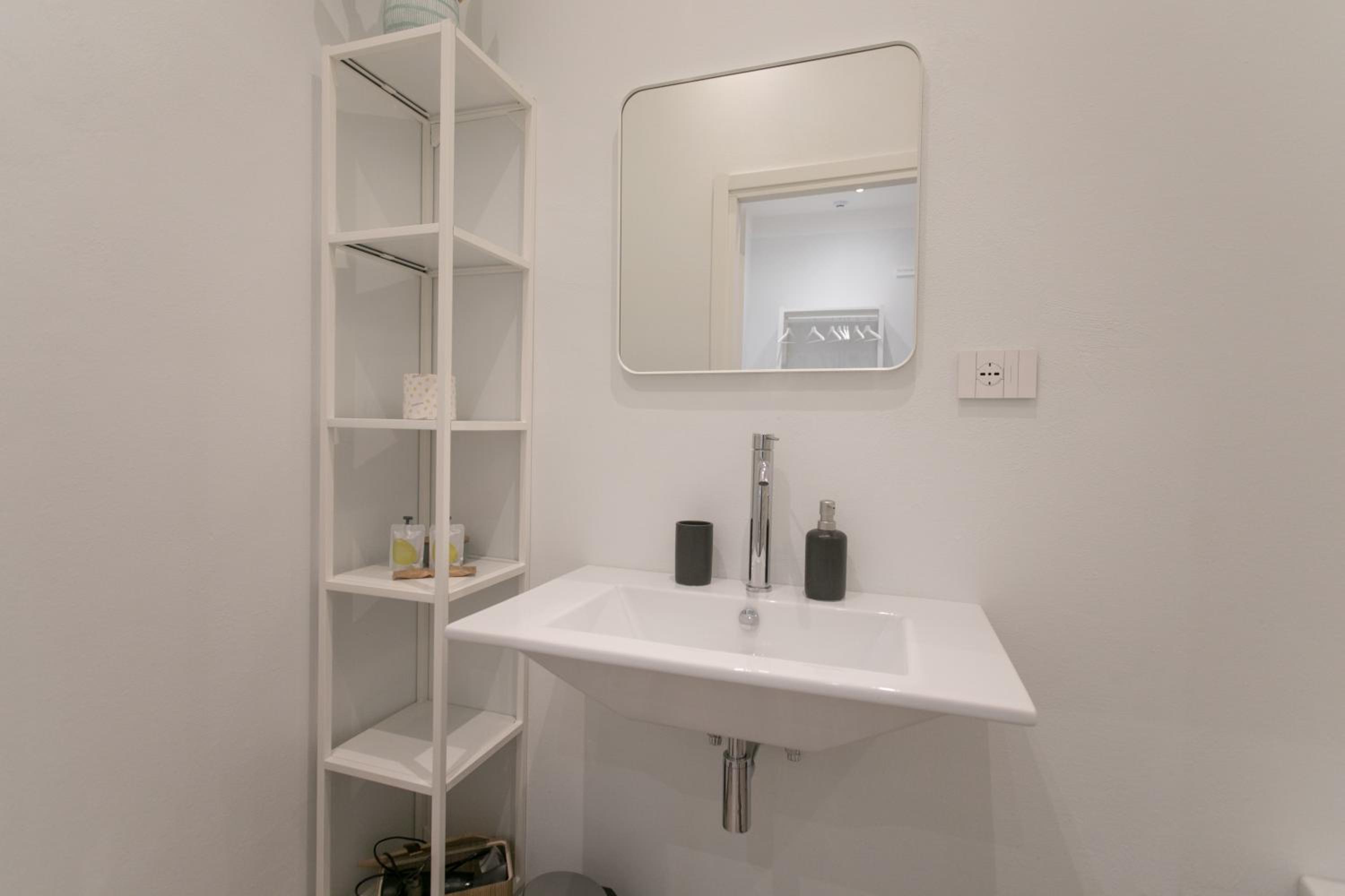 Deluxe Room - Photo 3