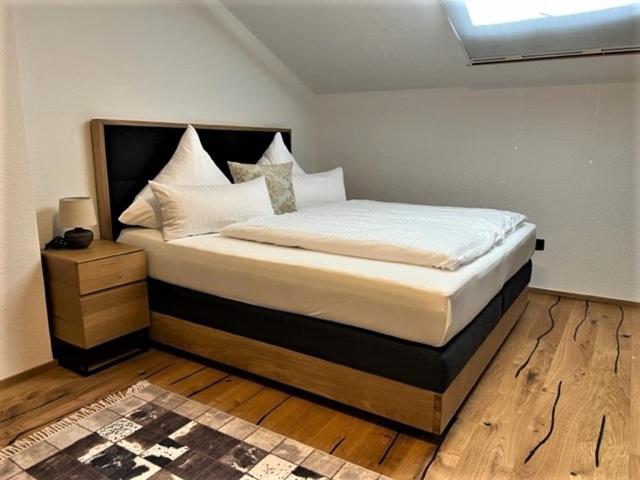 Budget Double Room with sloping roof photo 1